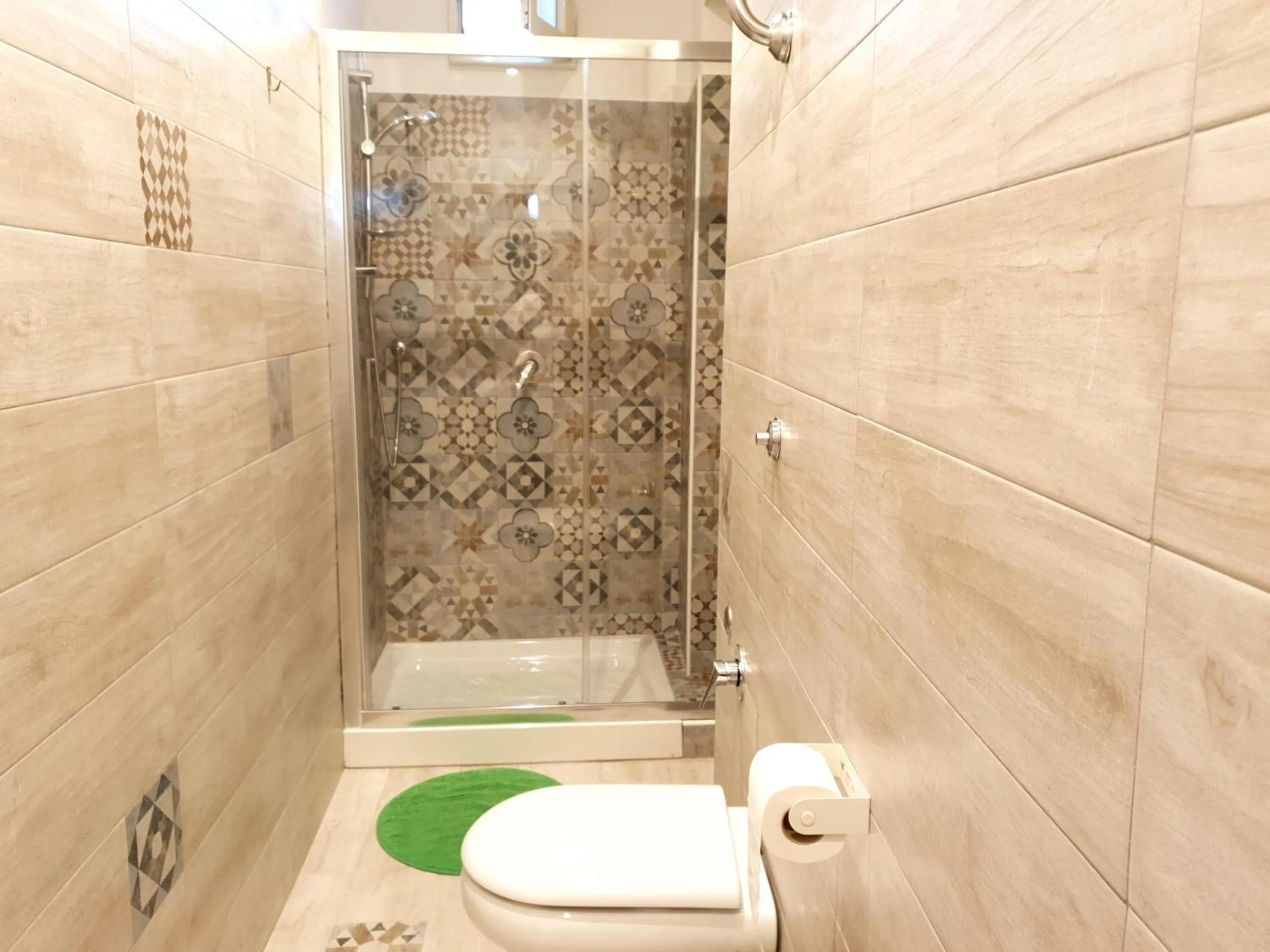 Toilet in Hostel Mancini Naples