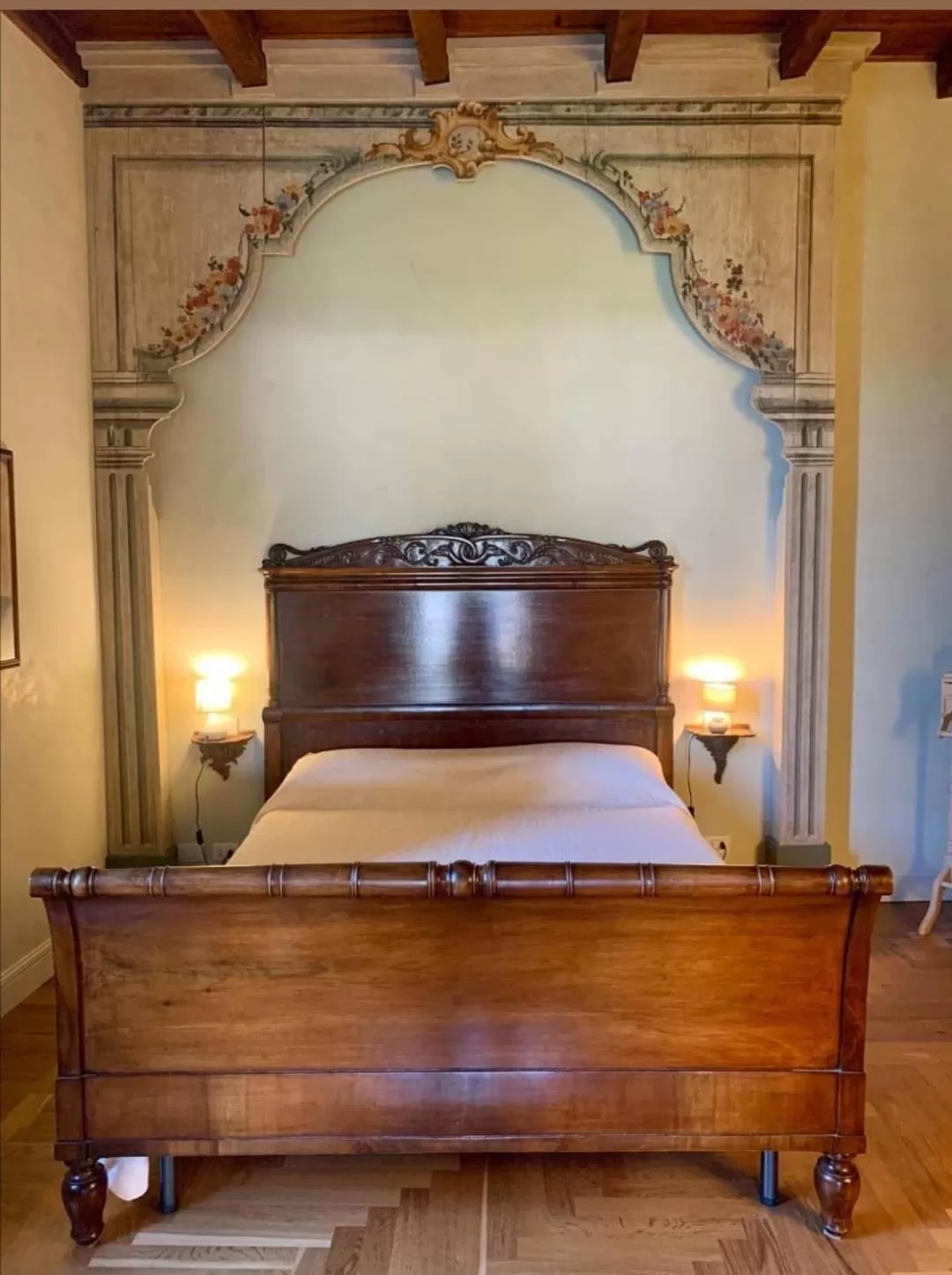 Bed in B&B Dimora Delle Donnole Bergamo Alta