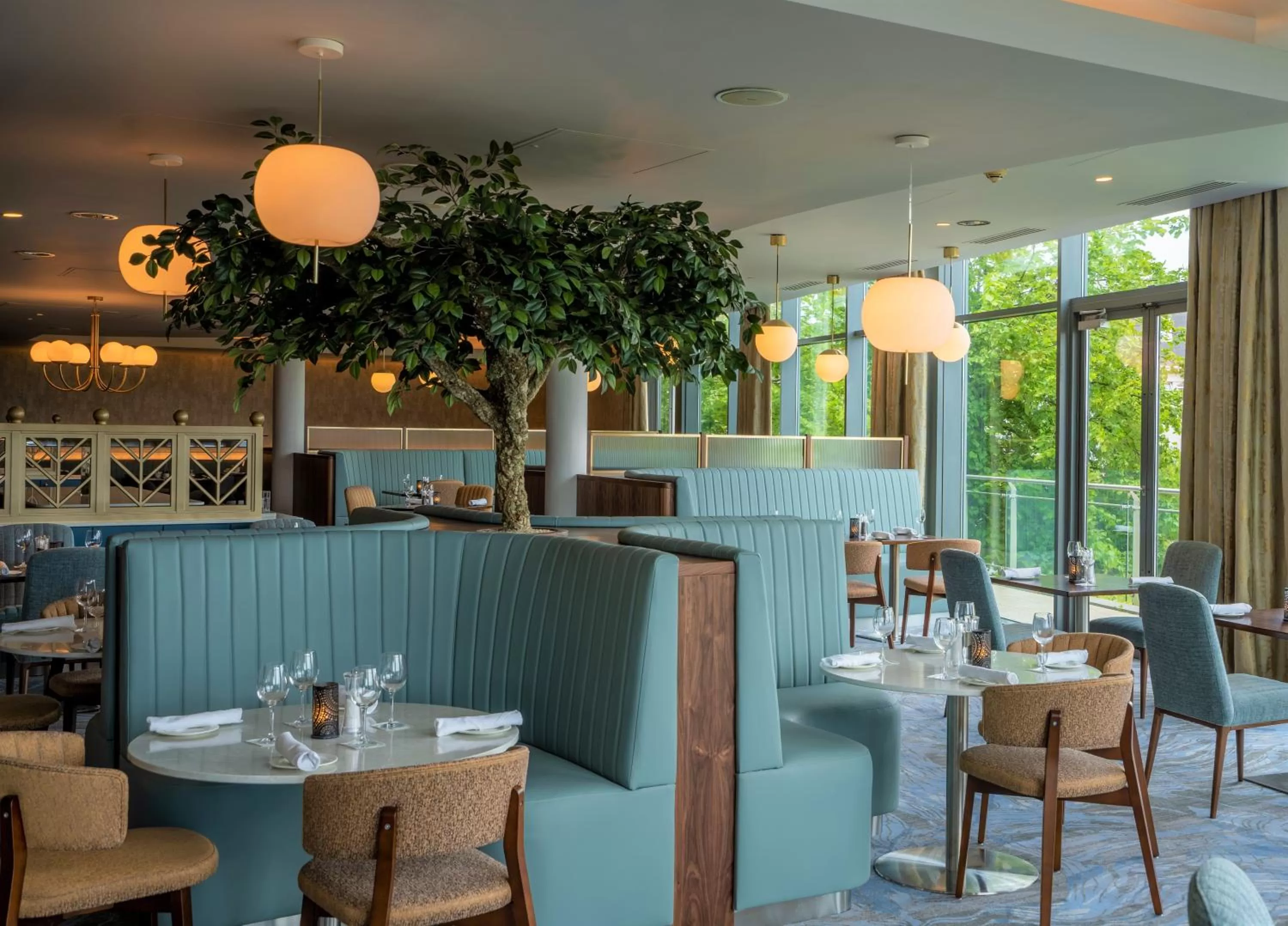 Restaurant/places to eat in Limerick Strand Hotel