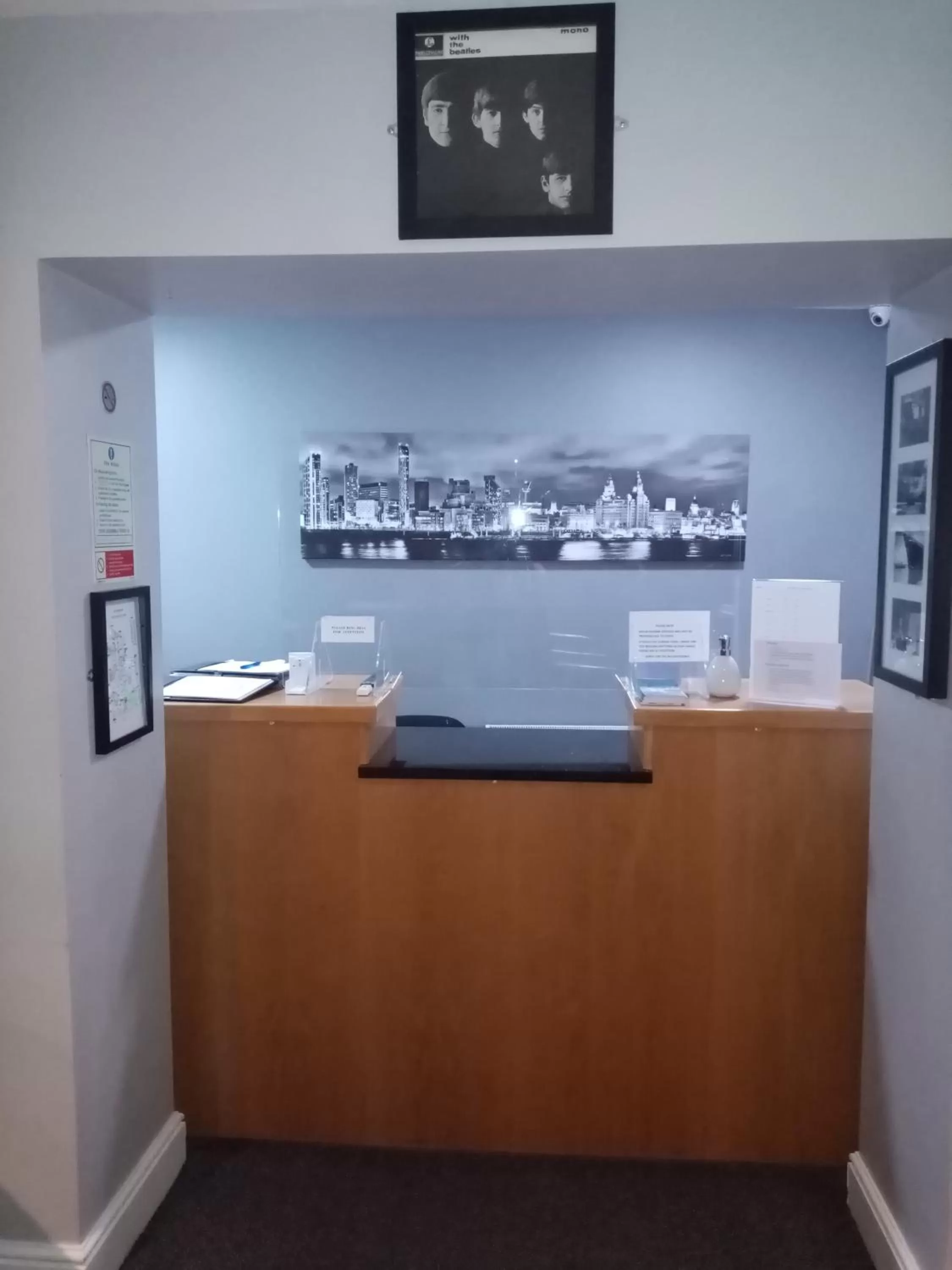 Lobby or reception in The Liverpool Inn Hotel