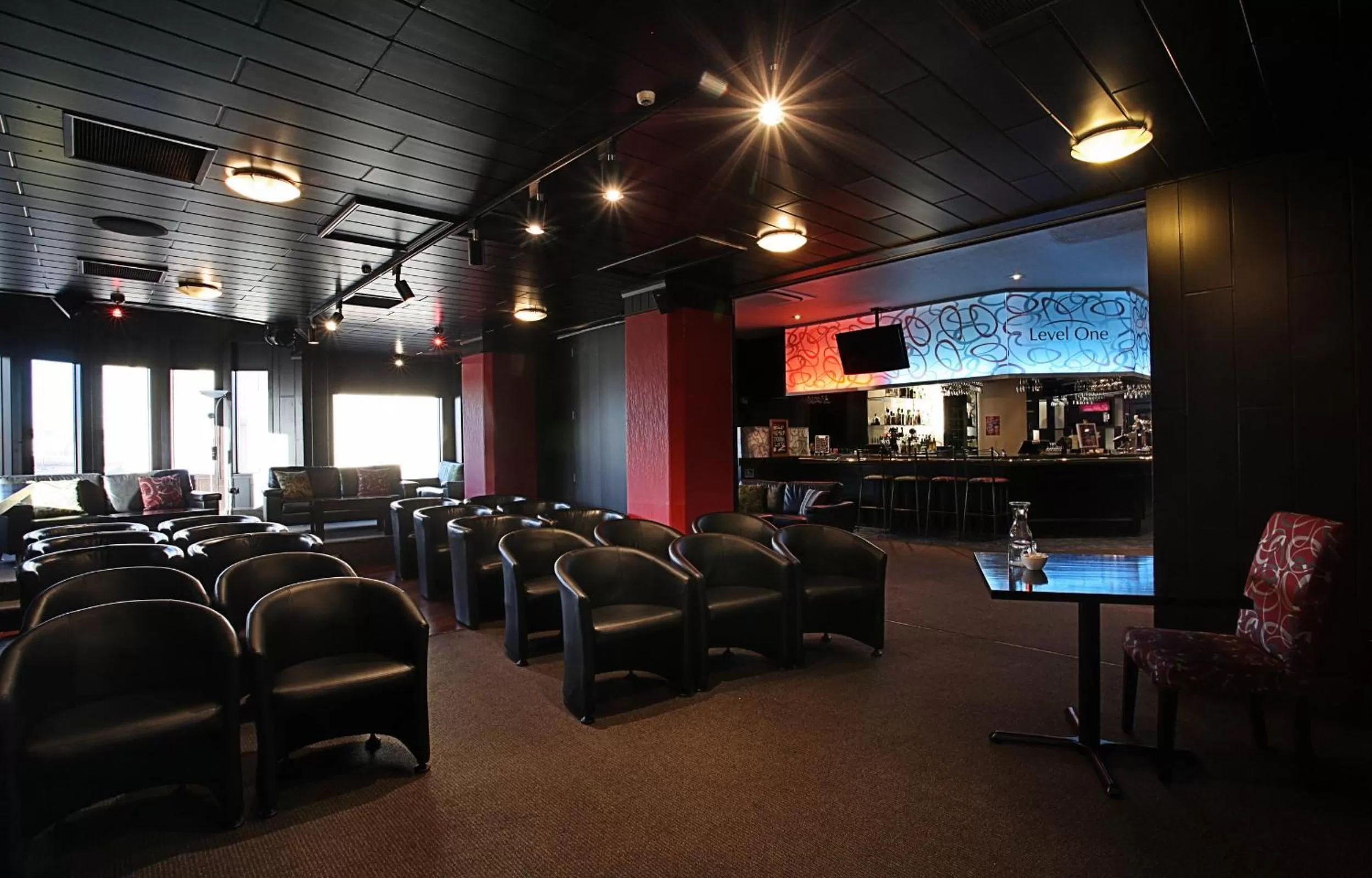 Lounge or bar in Kelvin Hotel