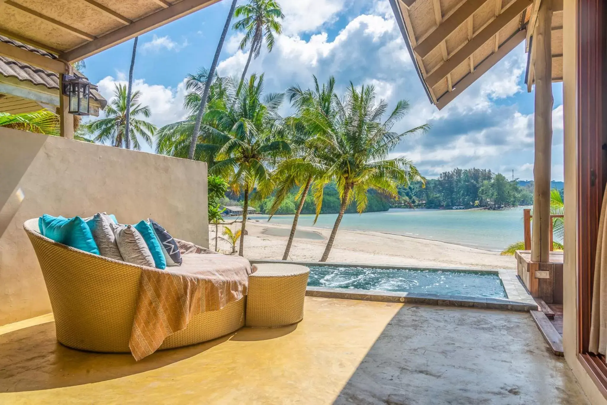 Beachfront Pool Villa in Tolani Resort Koh Kood Beachfront Pool Villa in Tolani Resort Koh Kood