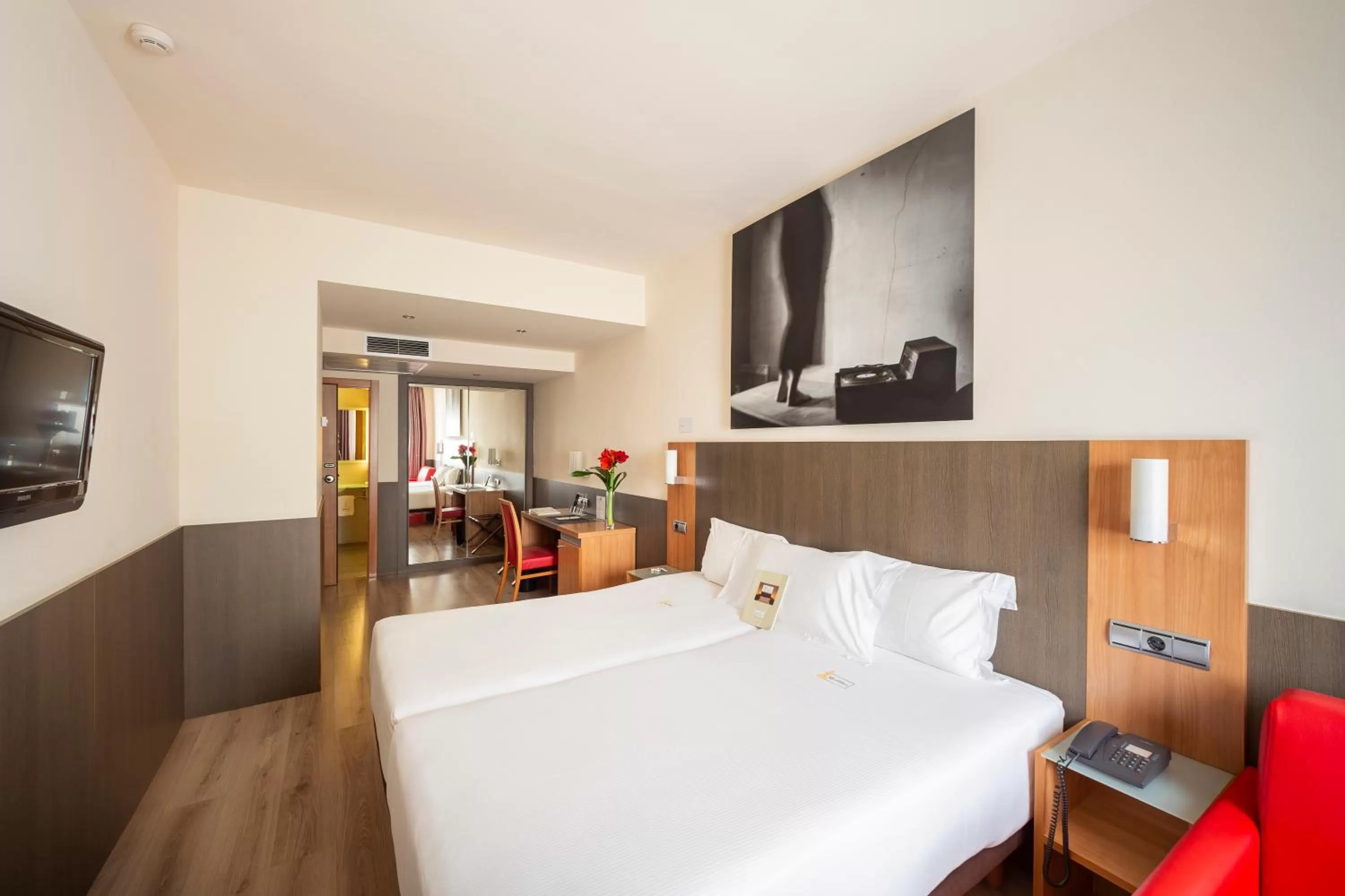 Photo of the whole room, Bed in Maisonnave