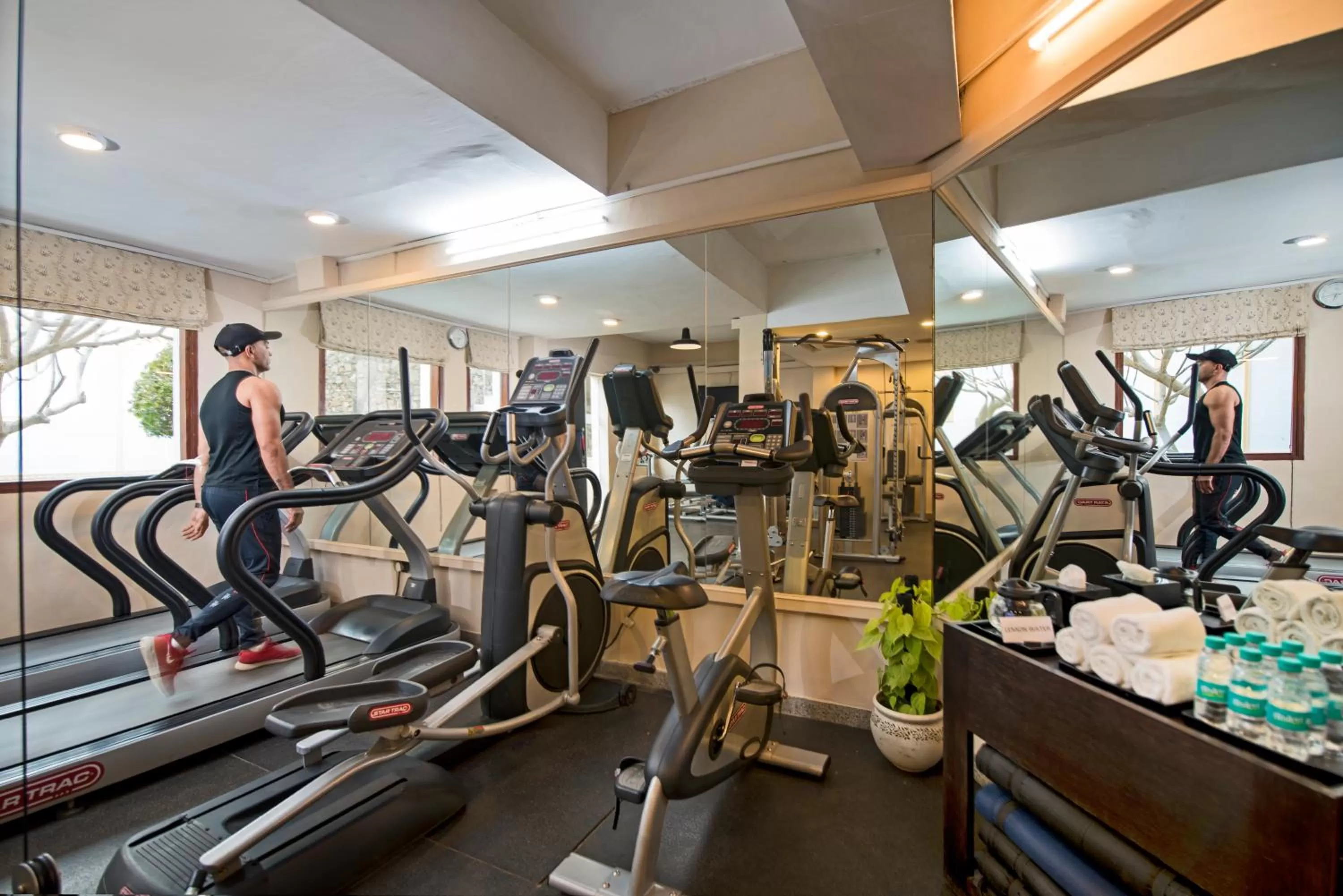 Staff in Radisson Blu Udaipur Palace Resort & Spa