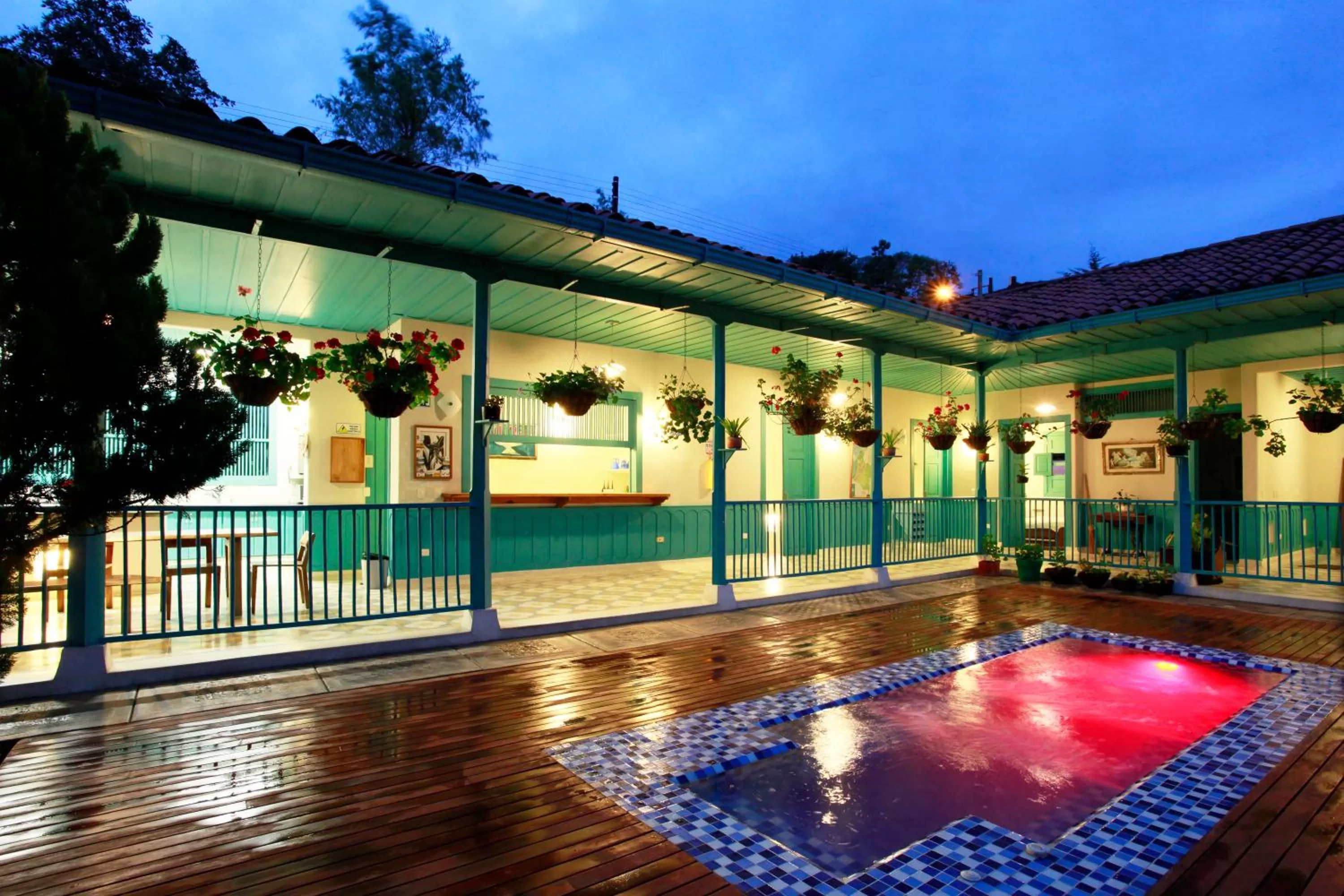Hot Tub, Swimming Pool in Casa de las Dos Palmas