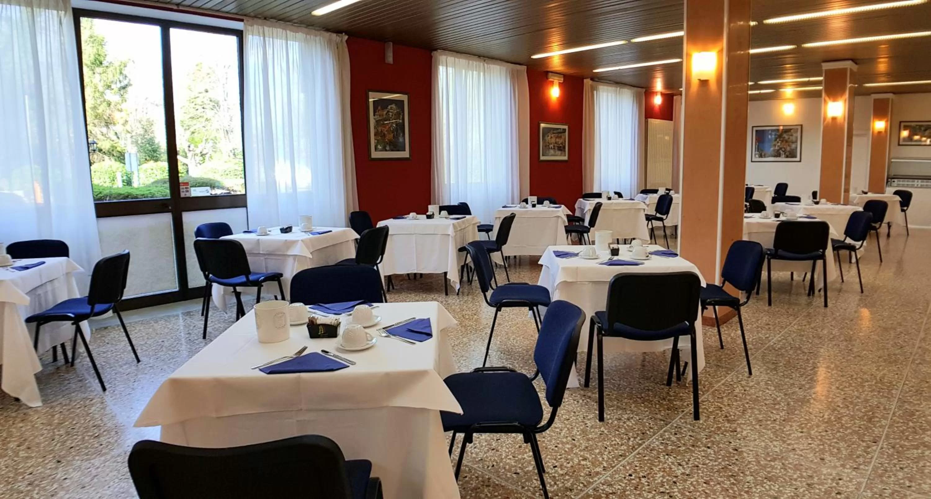 Restaurant/places to eat in Hotel Terme di Castel San Pietro