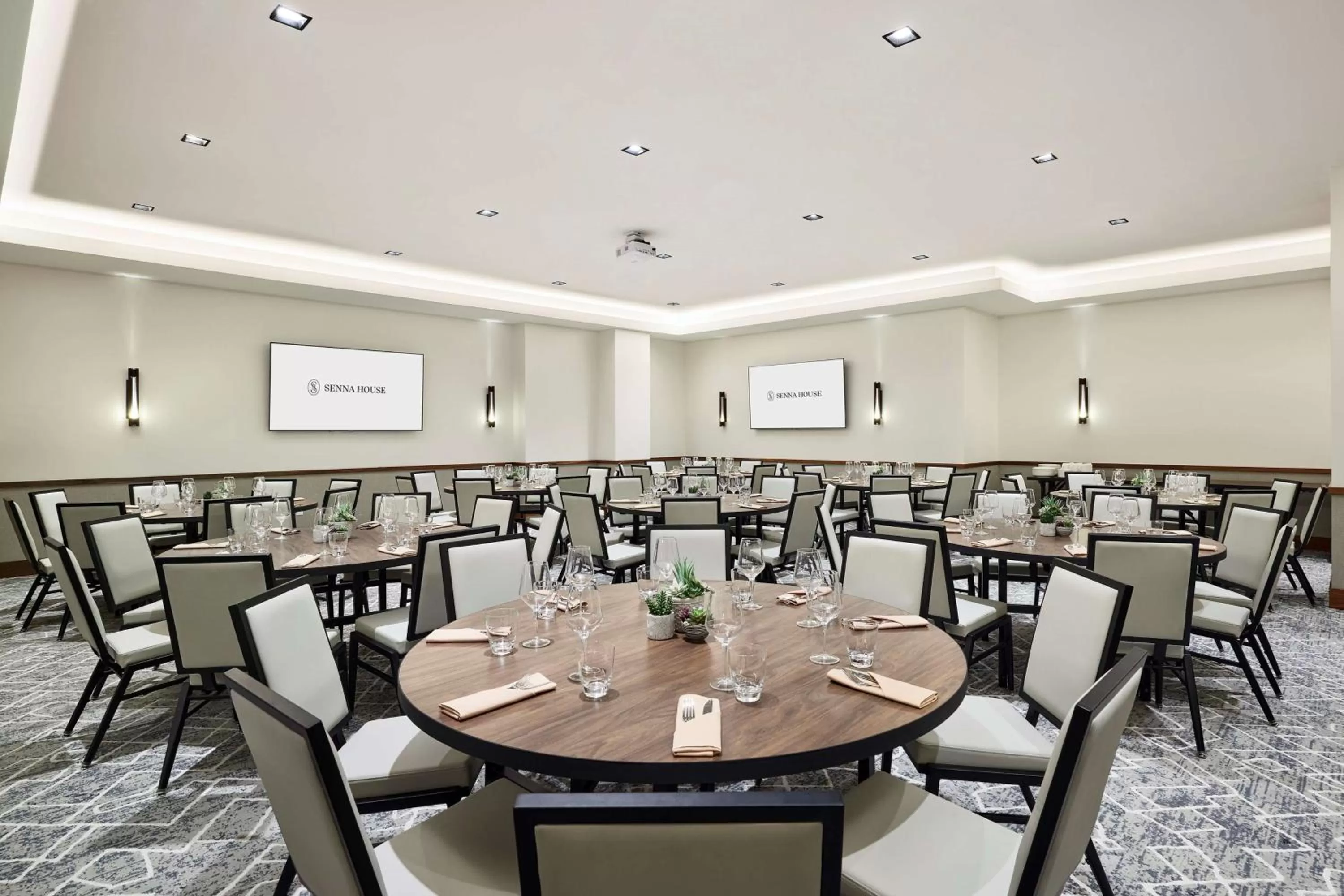 Meeting/conference room in Senna House Hotel Scottsdale, Curio Collection By Hilton