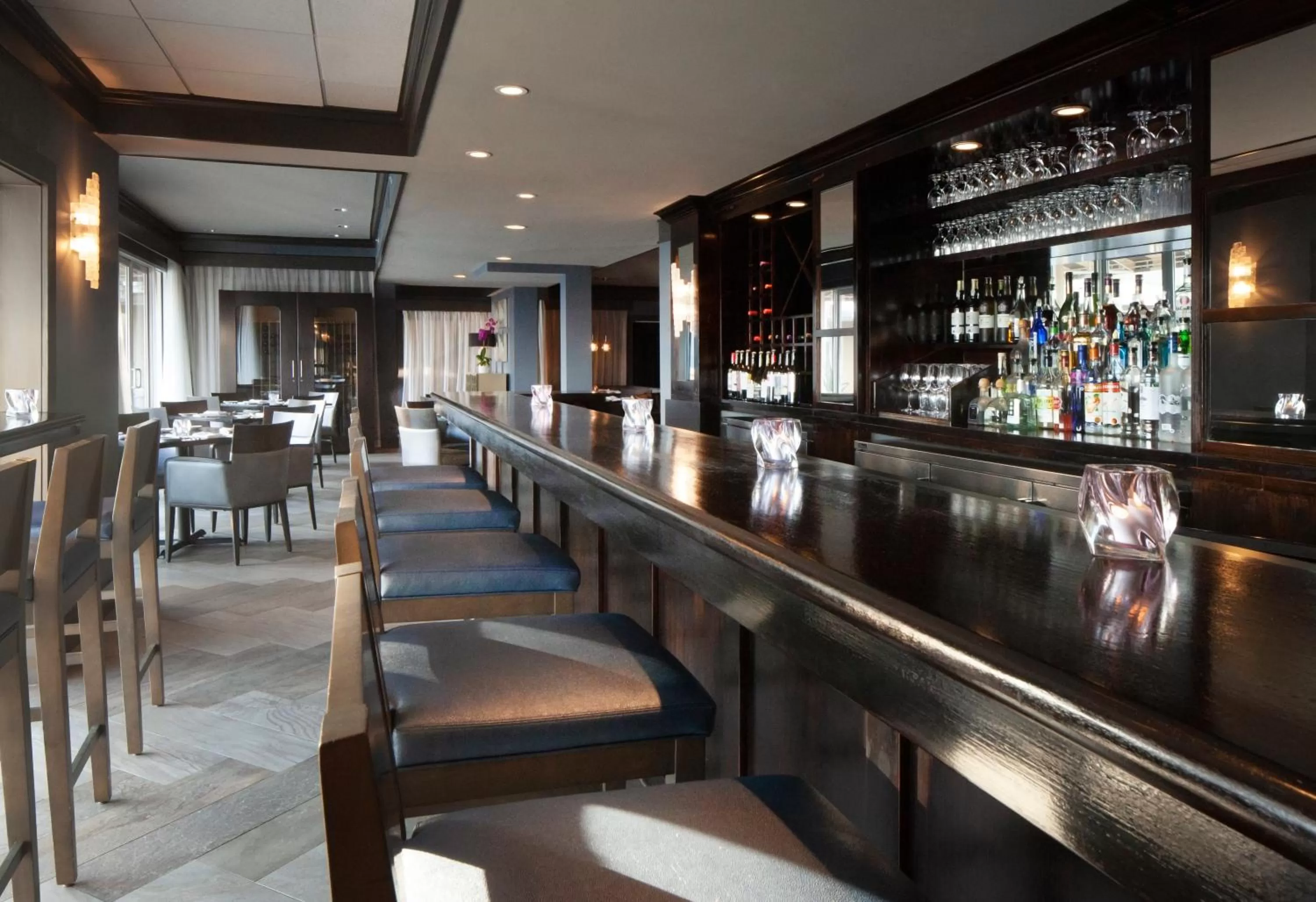 Restaurant/places to eat in Pier House Resort & Spa