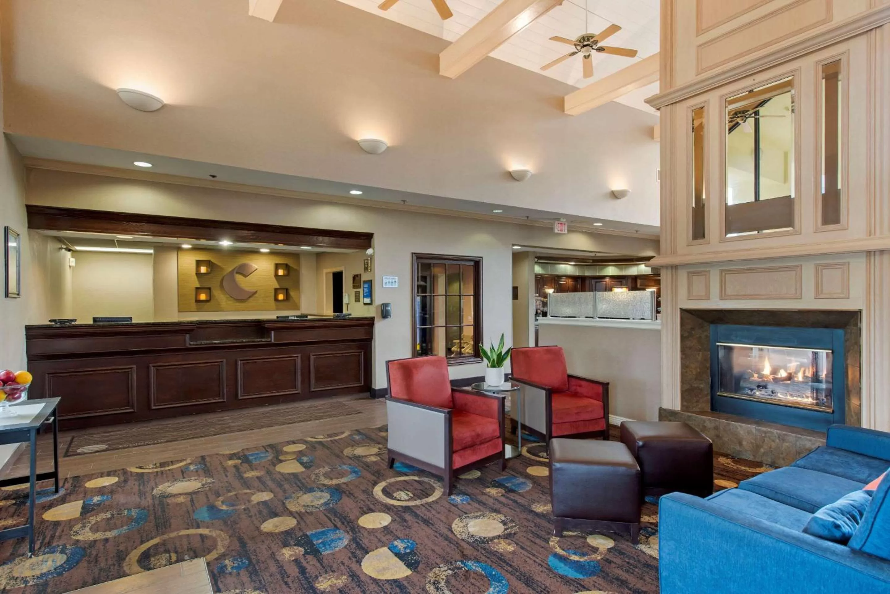 Lobby or reception in Comfort Inn & Suites Warsaw near US-30