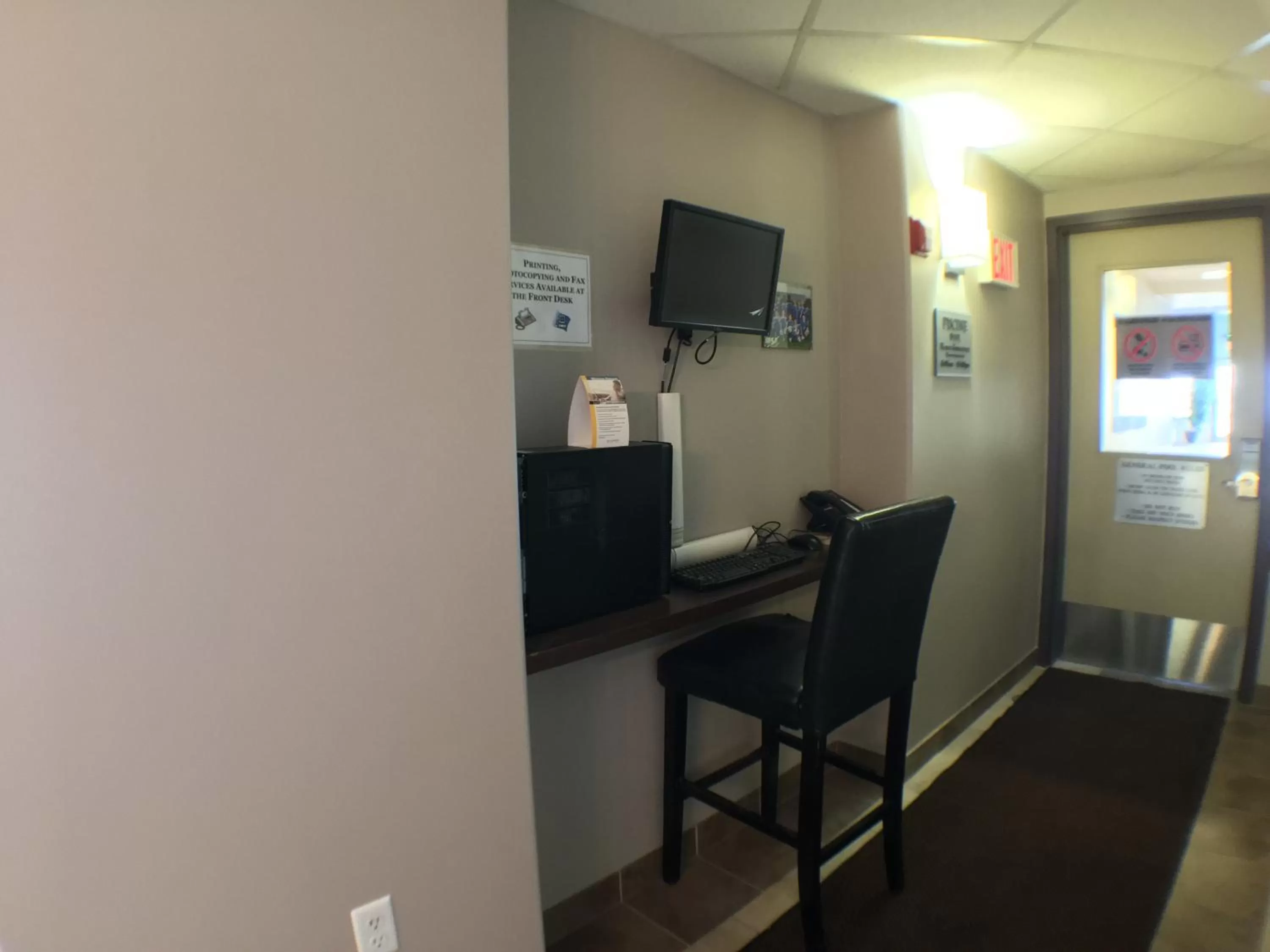 Business facilities in Super 8 by Wyndham Kapuskasing