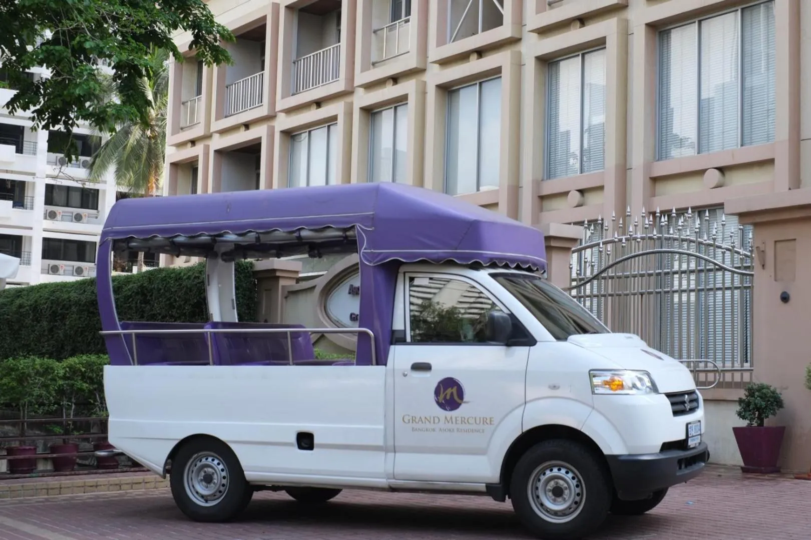 shuttle in Grand Mercure Bangkok Asoke Residence