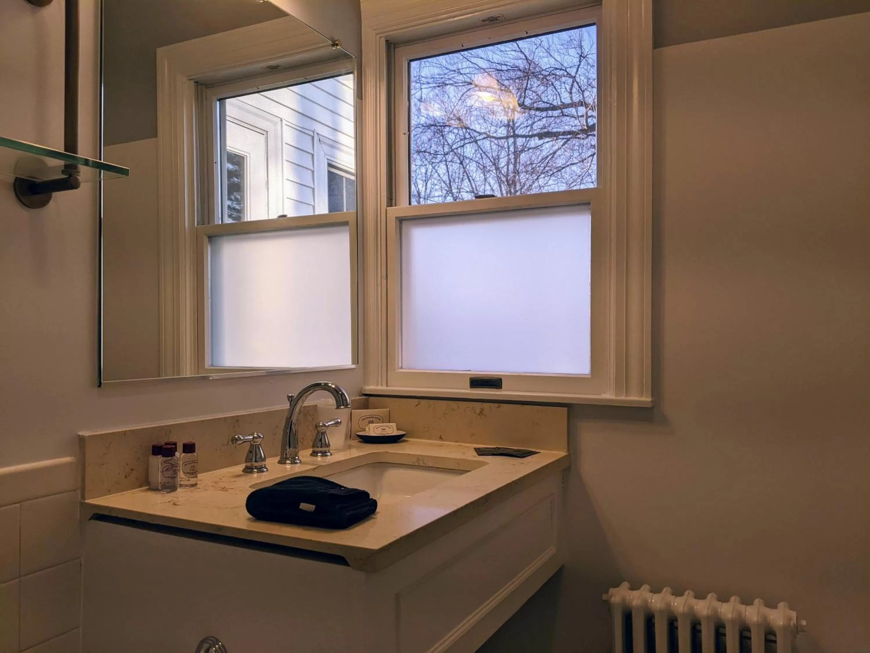 Bathroom in Stanton House Inn