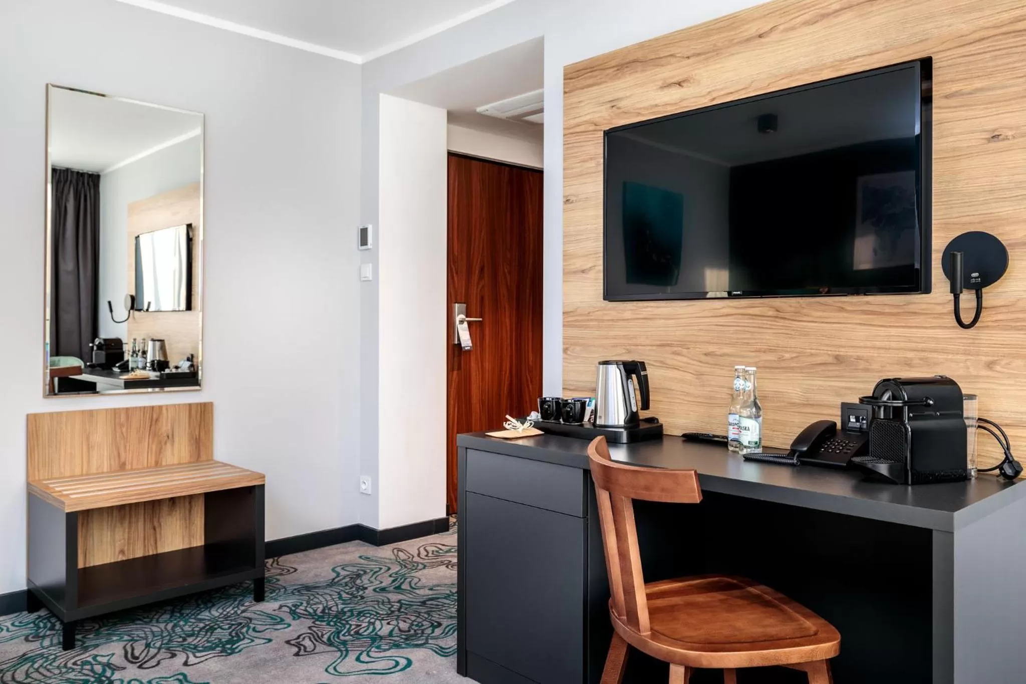 TV and multimedia in Hotel Kyriad Stargard