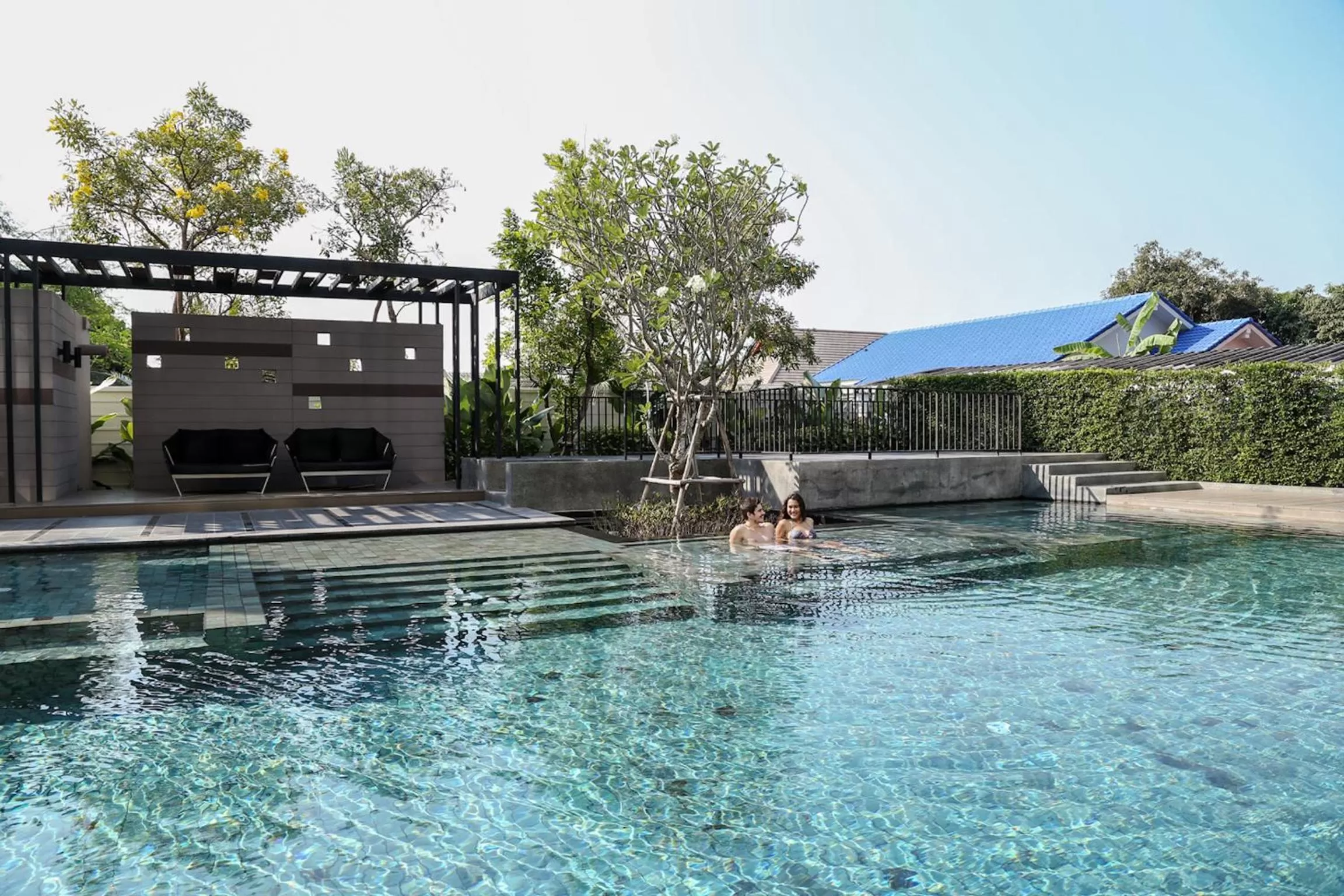 Area and facilities in First Choice Suites SHA Plus Extra