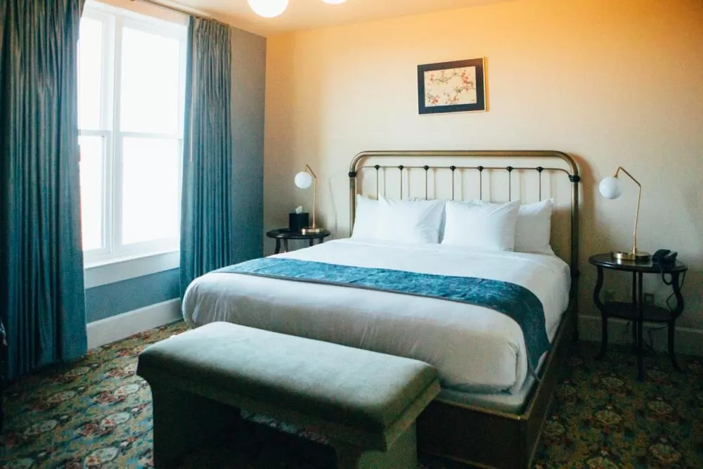 Bed in Belvada Hotel