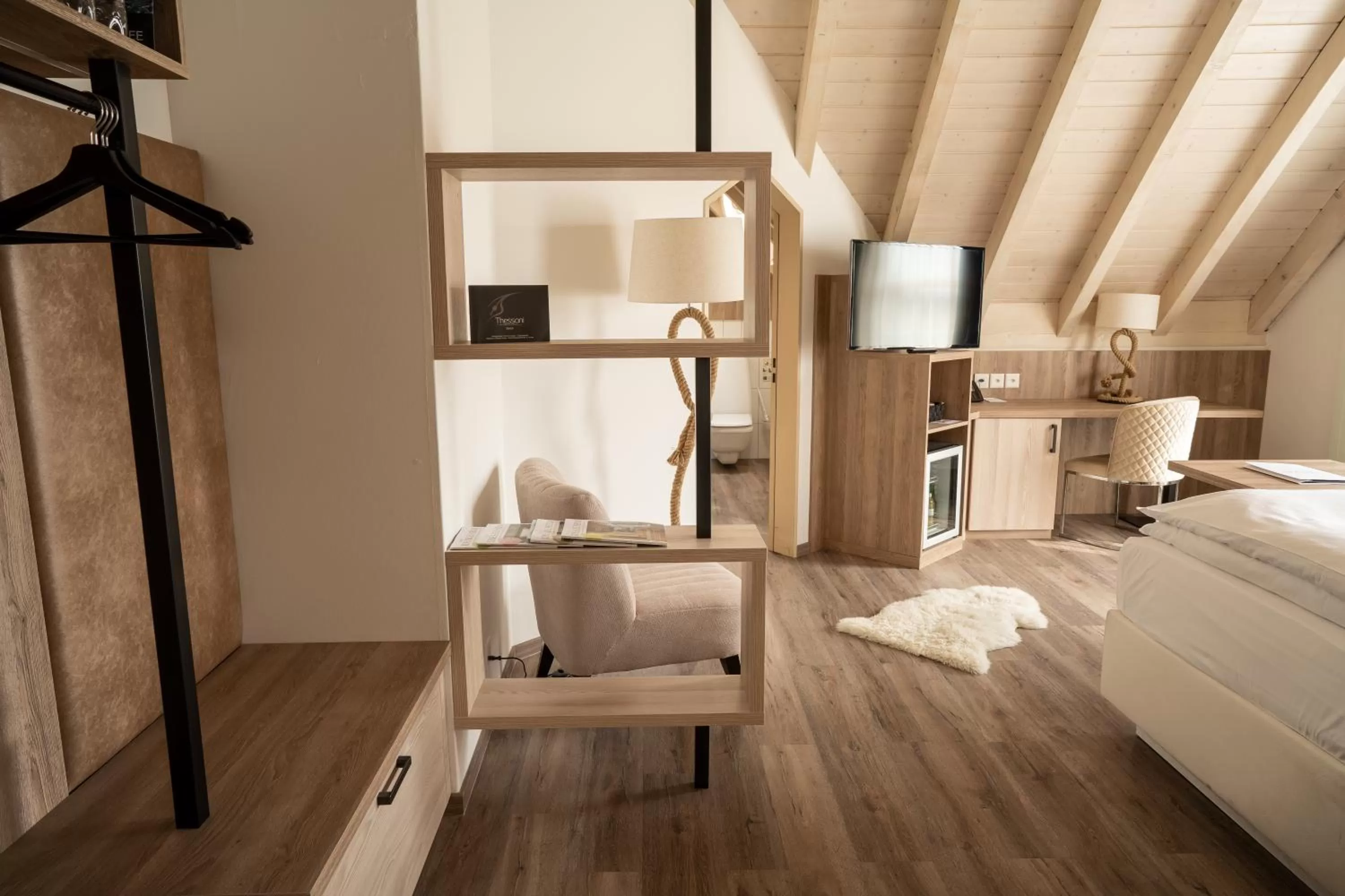 Photo of the whole room in Boutiquehotel Thessoni Classic & Self service Residence Home Zürich