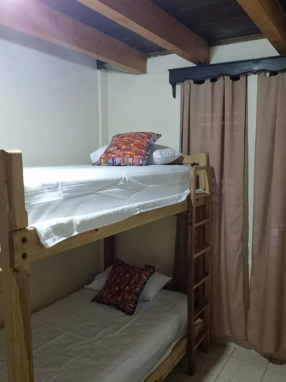 Mixed Dormitory Room in AZURA HOTEL BOUTIQUE Mixed Dormitory Room in AZURA HOTEL BOUTIQUE