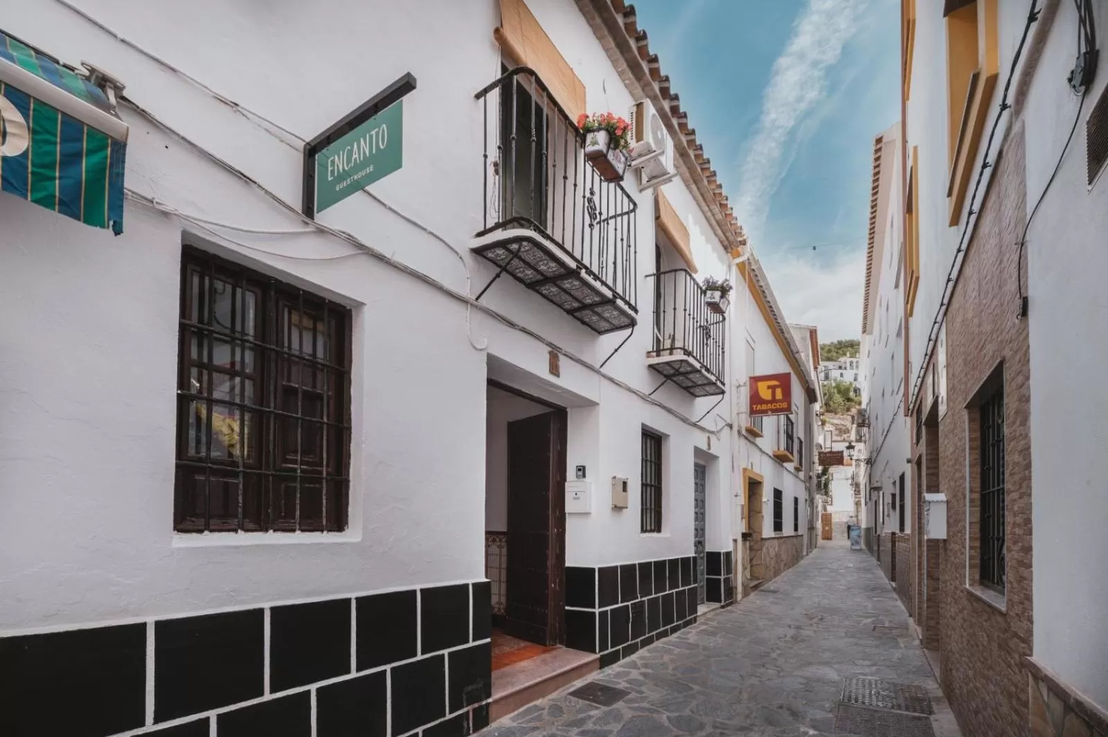 Property building in Encanto Guesthouse