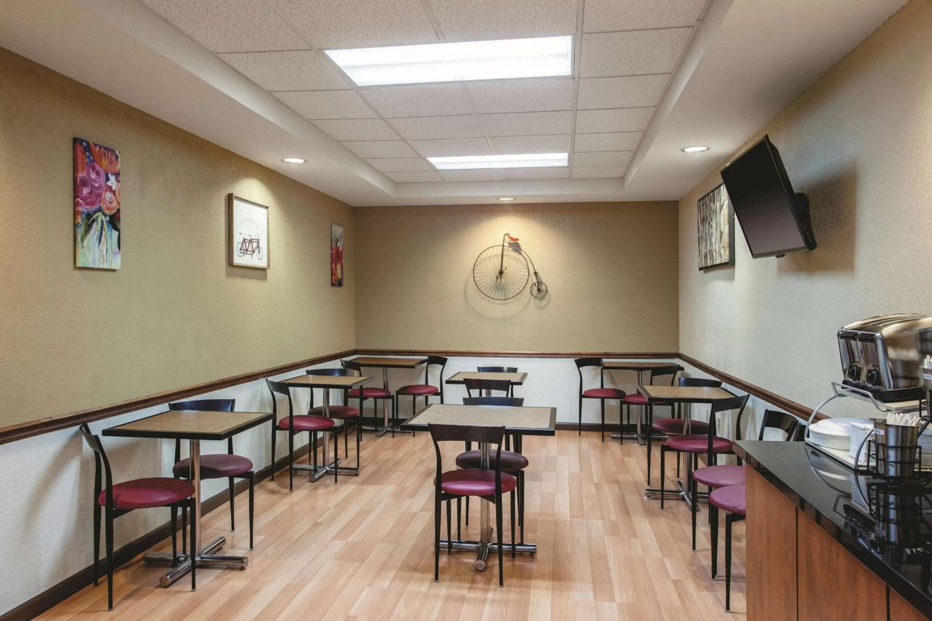 Restaurant/places to eat in La Quinta by Wyndham Davis