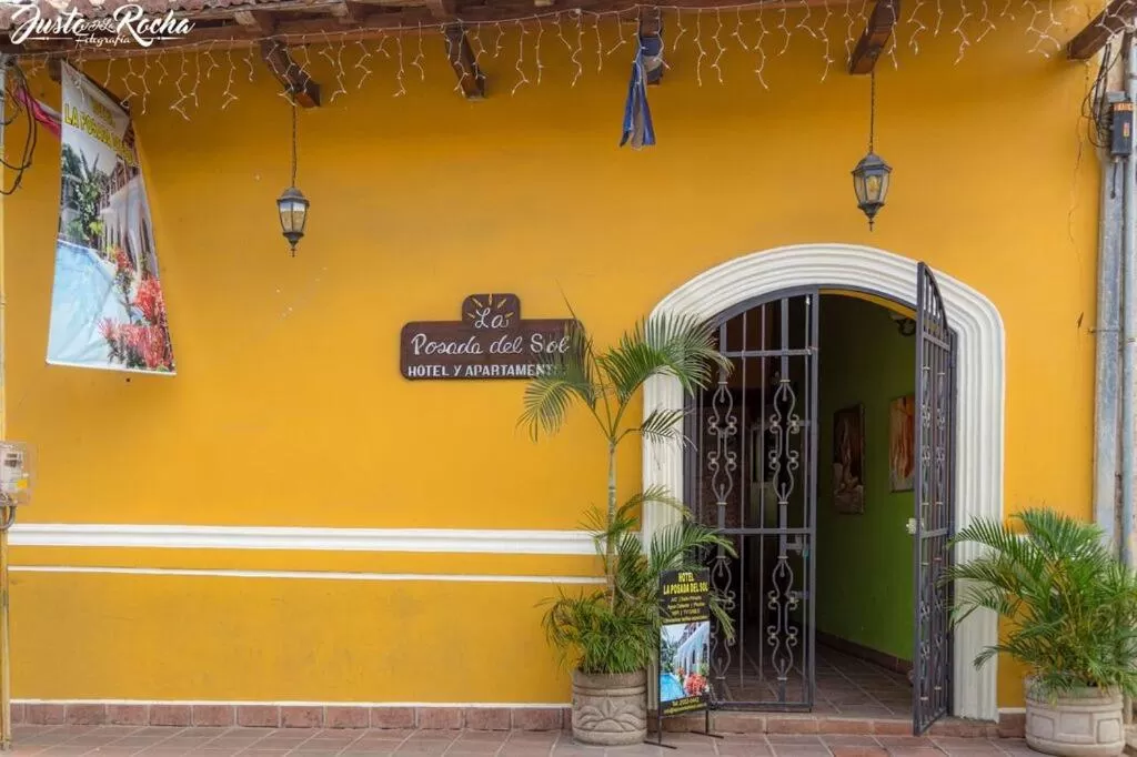 Facade/entrance in Hotel La Posada del Sol