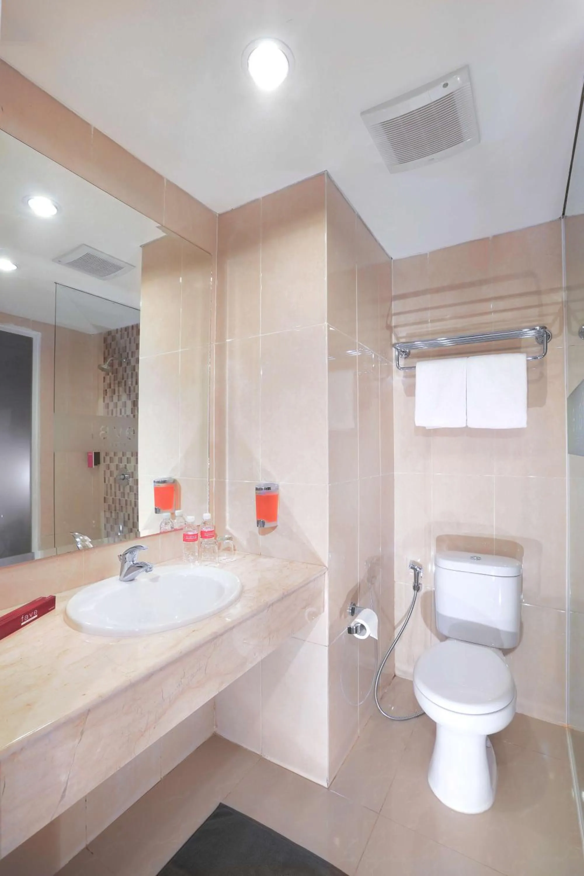 Bathroom in favehotel Jababeka Cikarang