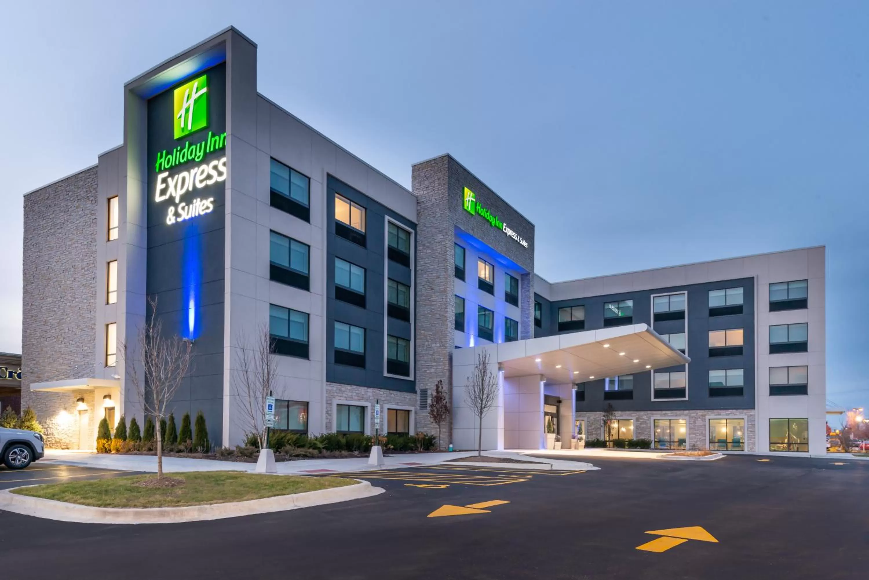 Property building in Holiday Inn Express & Suites - Romeoville - Joliet North by IHG