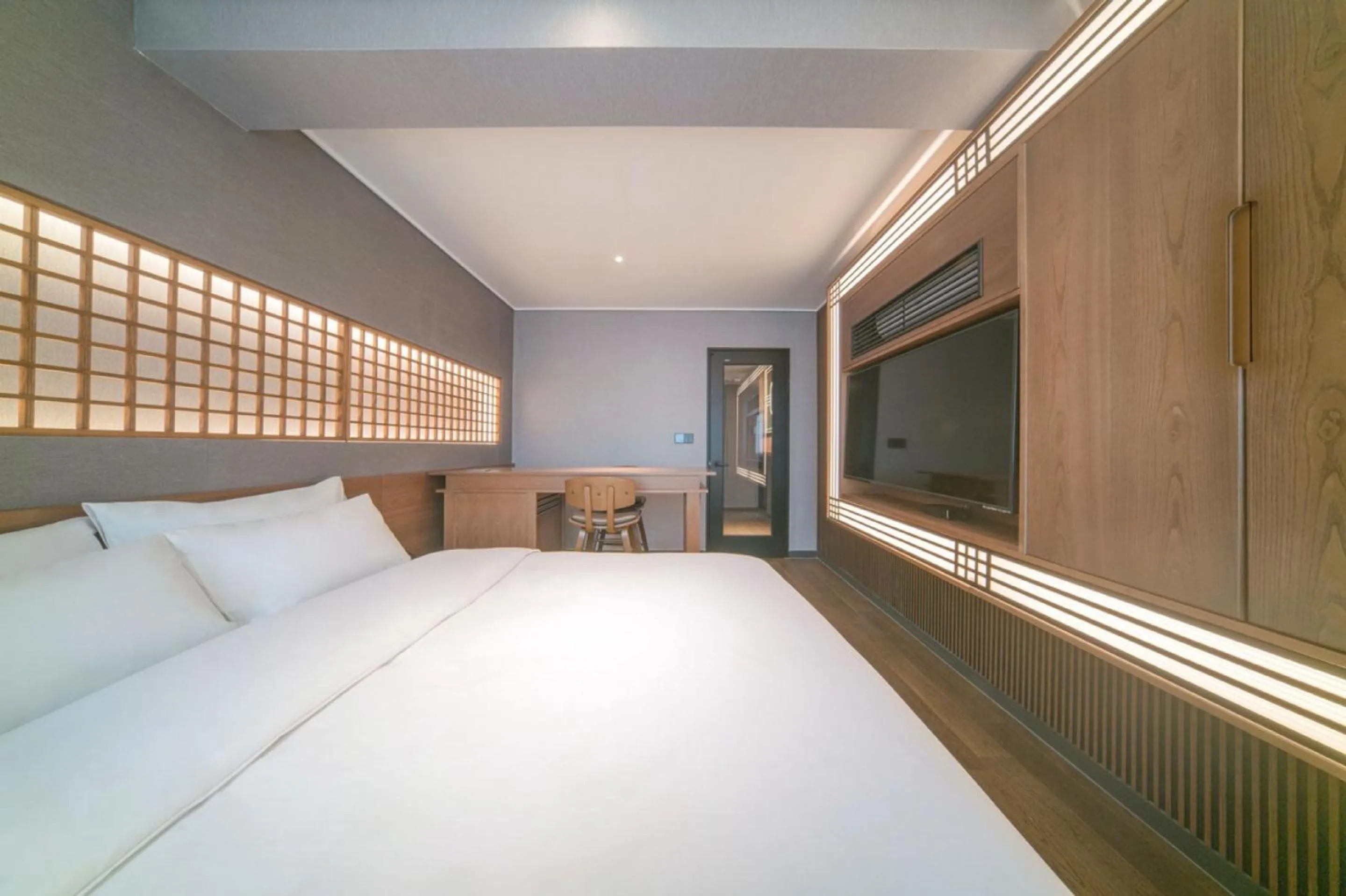 Bed in Yeon Hwa Moon Hotel