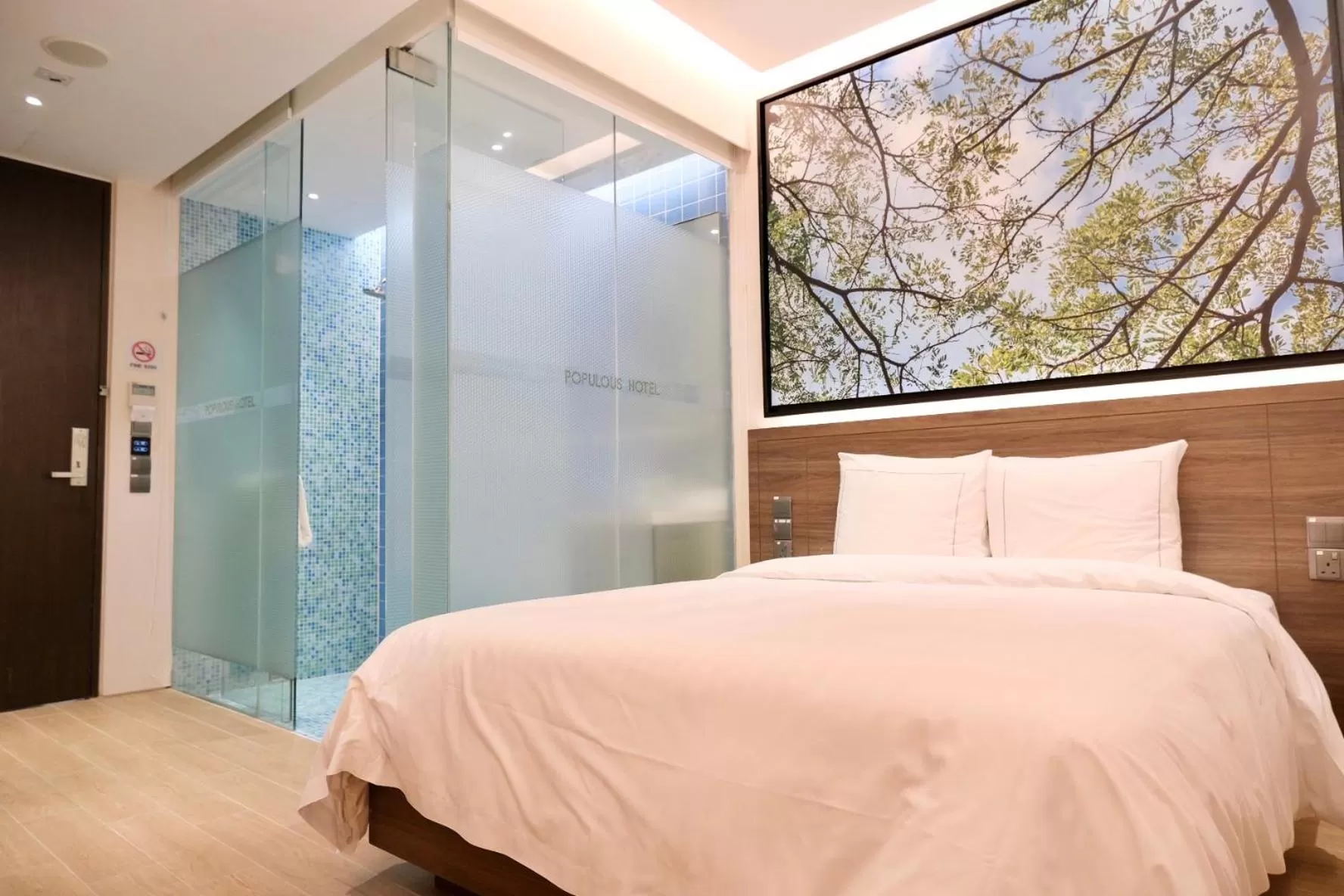 Bed in L Hotel Premier By Lion Peak