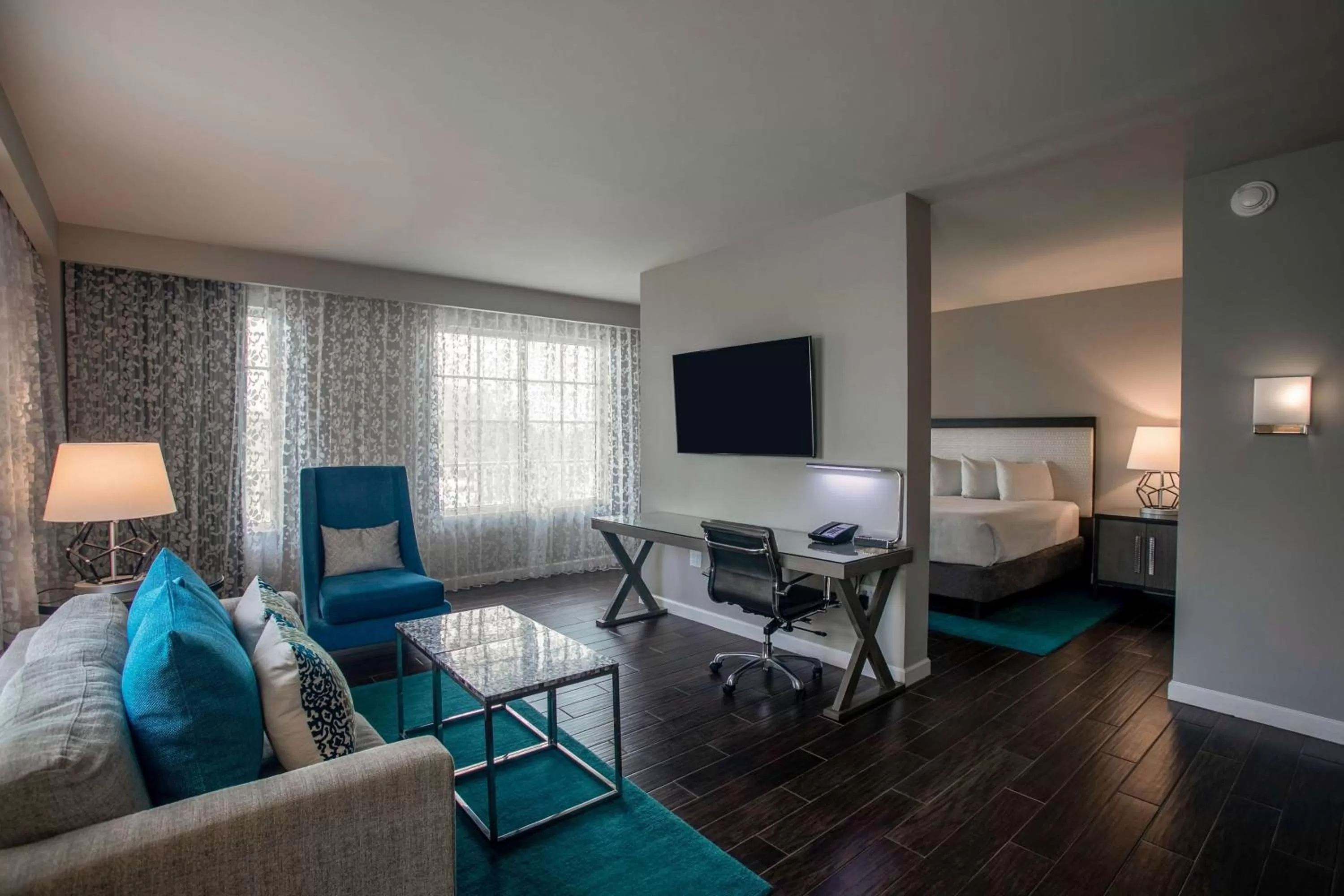 Photo of the whole room in Wyndham Grand Jupiter at Harbourside Place