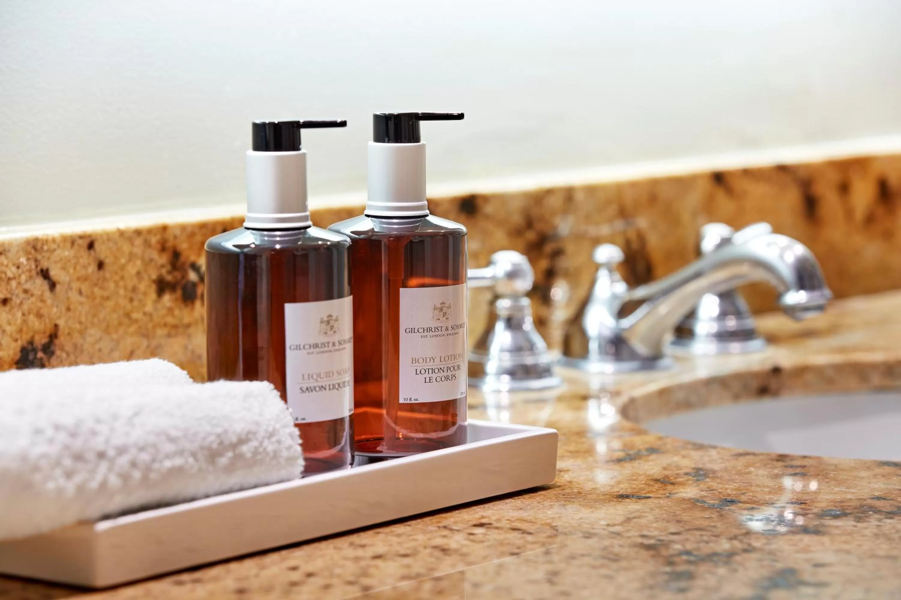 Bathroom in Carlyle Inn