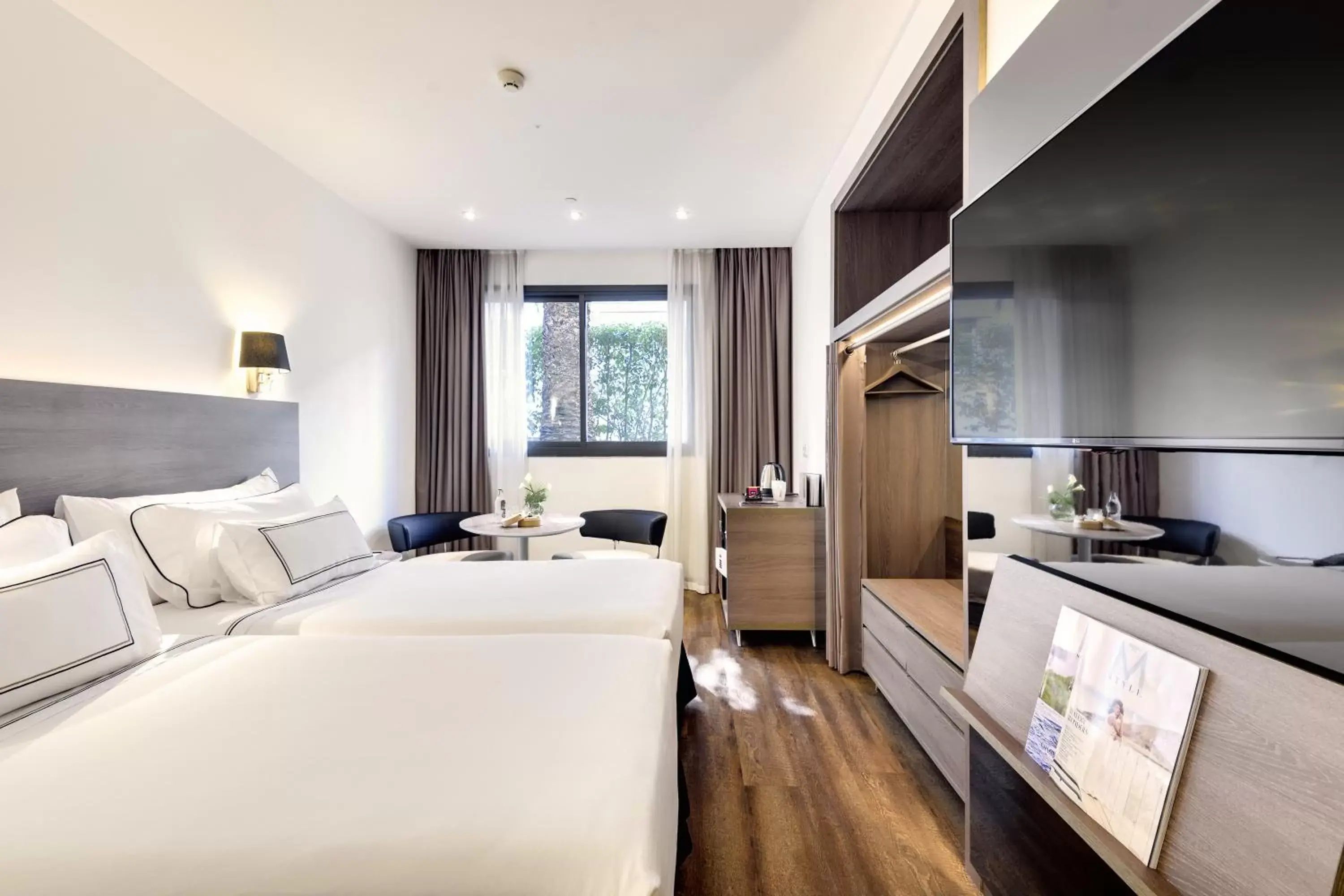 Standard Double or Twin Room - single occupancy in Melia Madrid Serrano Standard Double or Twin Room - single occupancy in Melia Madrid Serrano