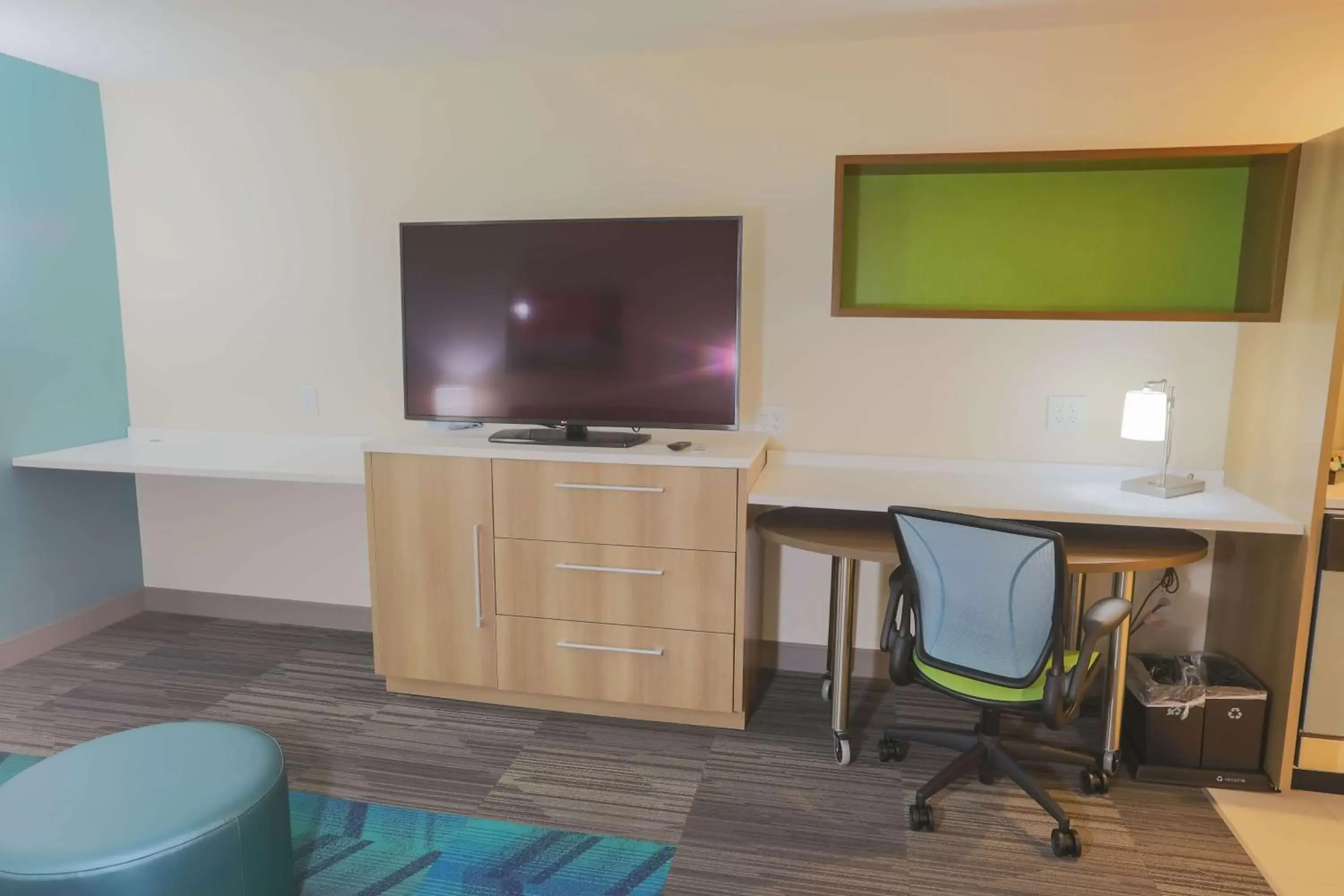 One-Bedroom King Suite - Non-Smoking in Home2 Suites By Hilton Cumming Atlanta, Ga One-Bedroom King Suite - Non-Smoking in Home2 Suites By Hilton Cumming Atlanta, Ga