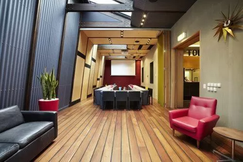 Meeting/conference room in Tolarno Hotel