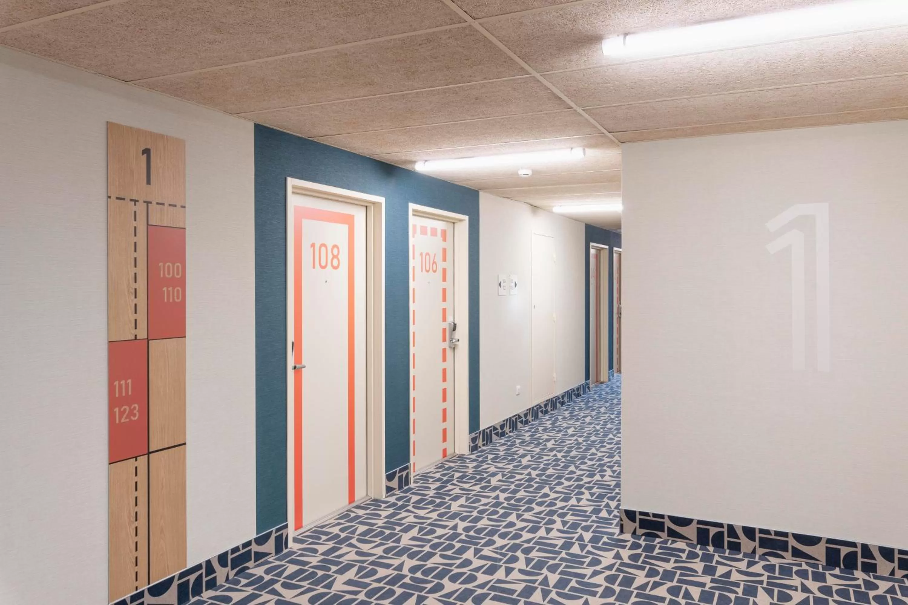 Property logo or sign in Hotel ibis Mont De Marsan