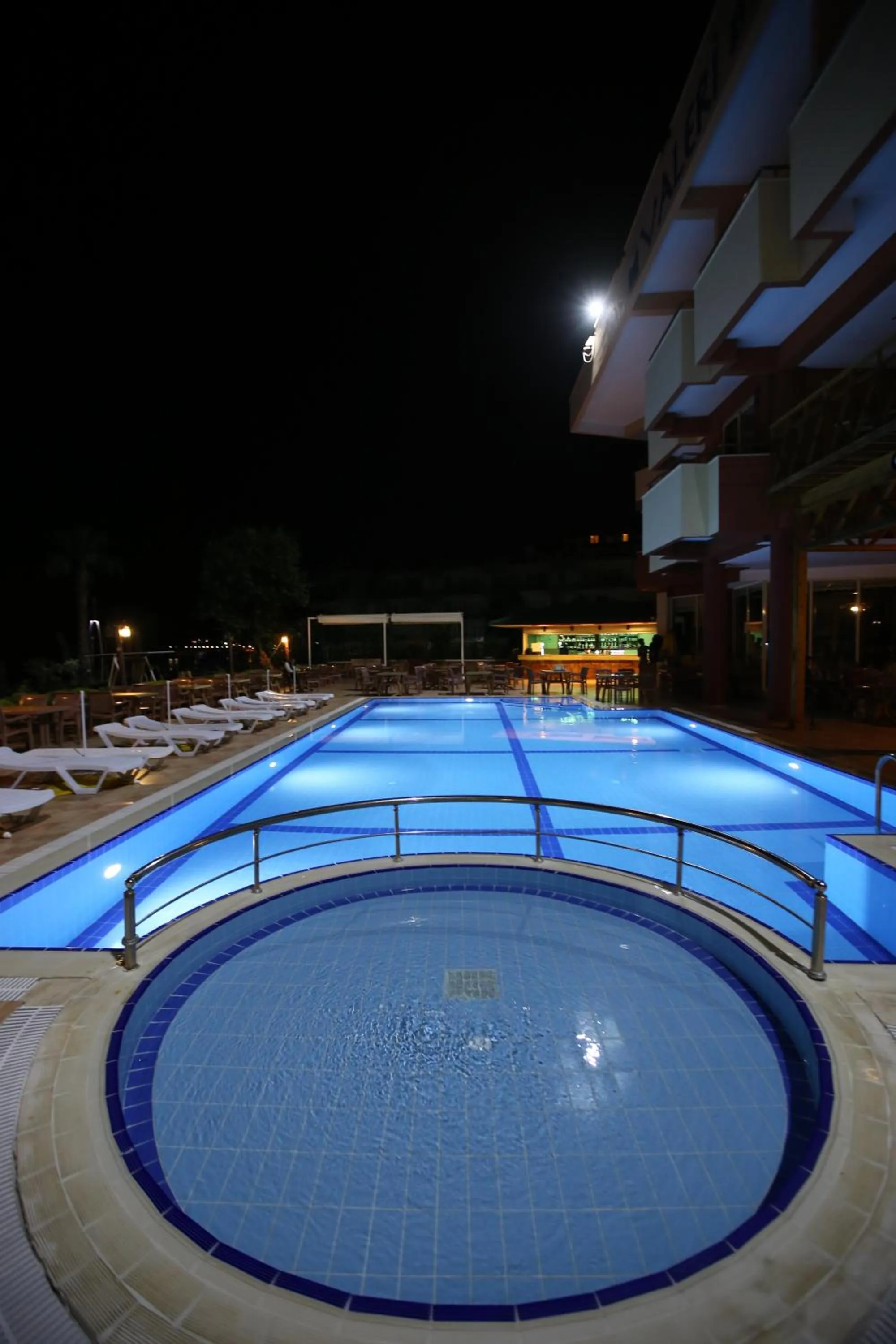 Swimming pool in Valeri Beach Hotel