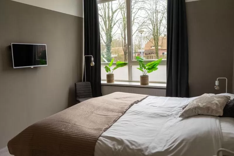 Bed in B&B de Wilhelminaschool