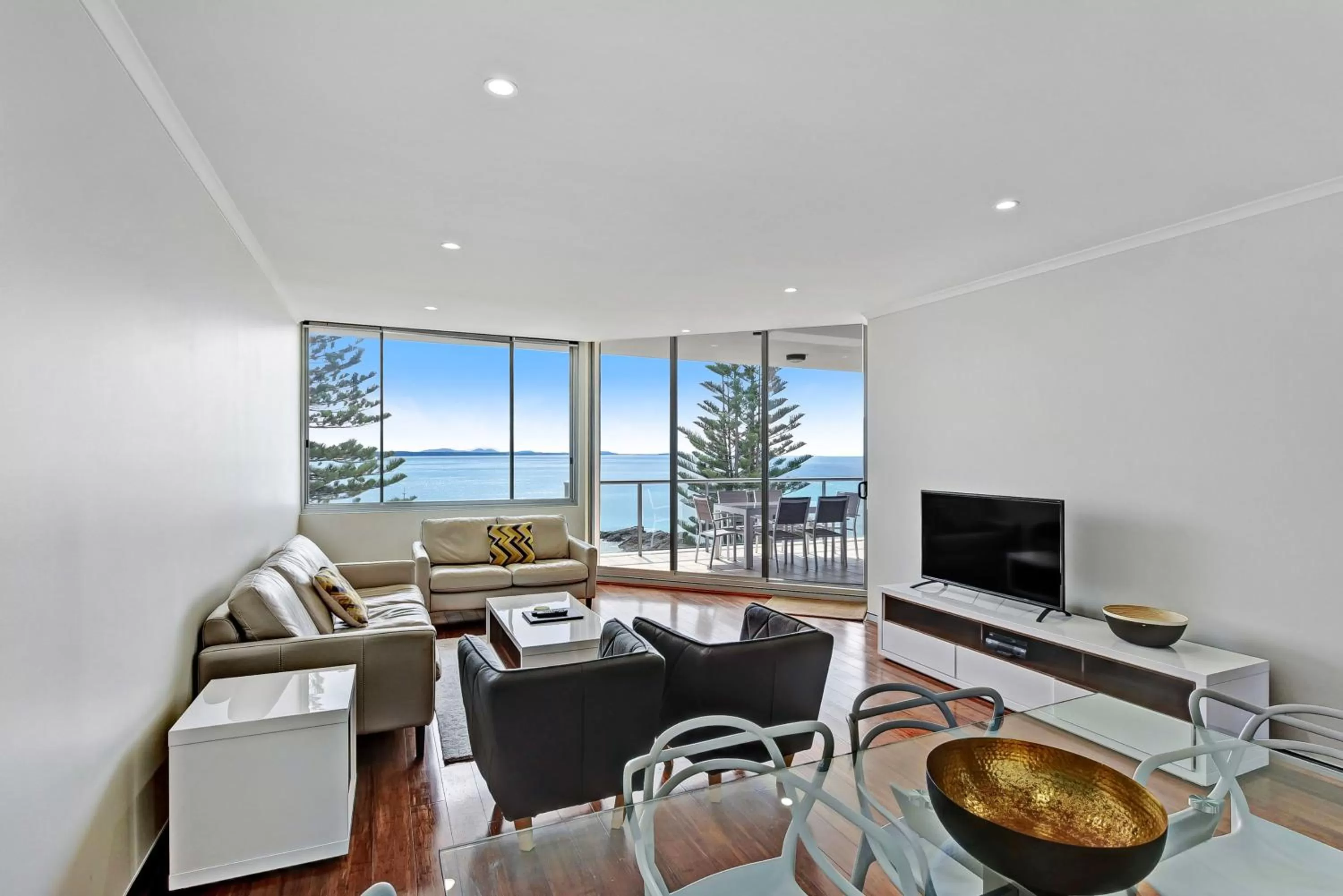 Balcony/Terrace in Sandcastle Apartments