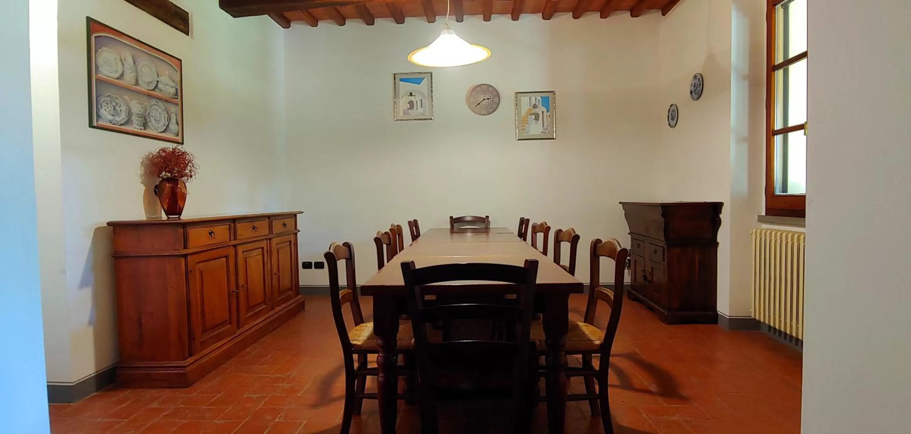 Dining area in Torrebianca Tuscany