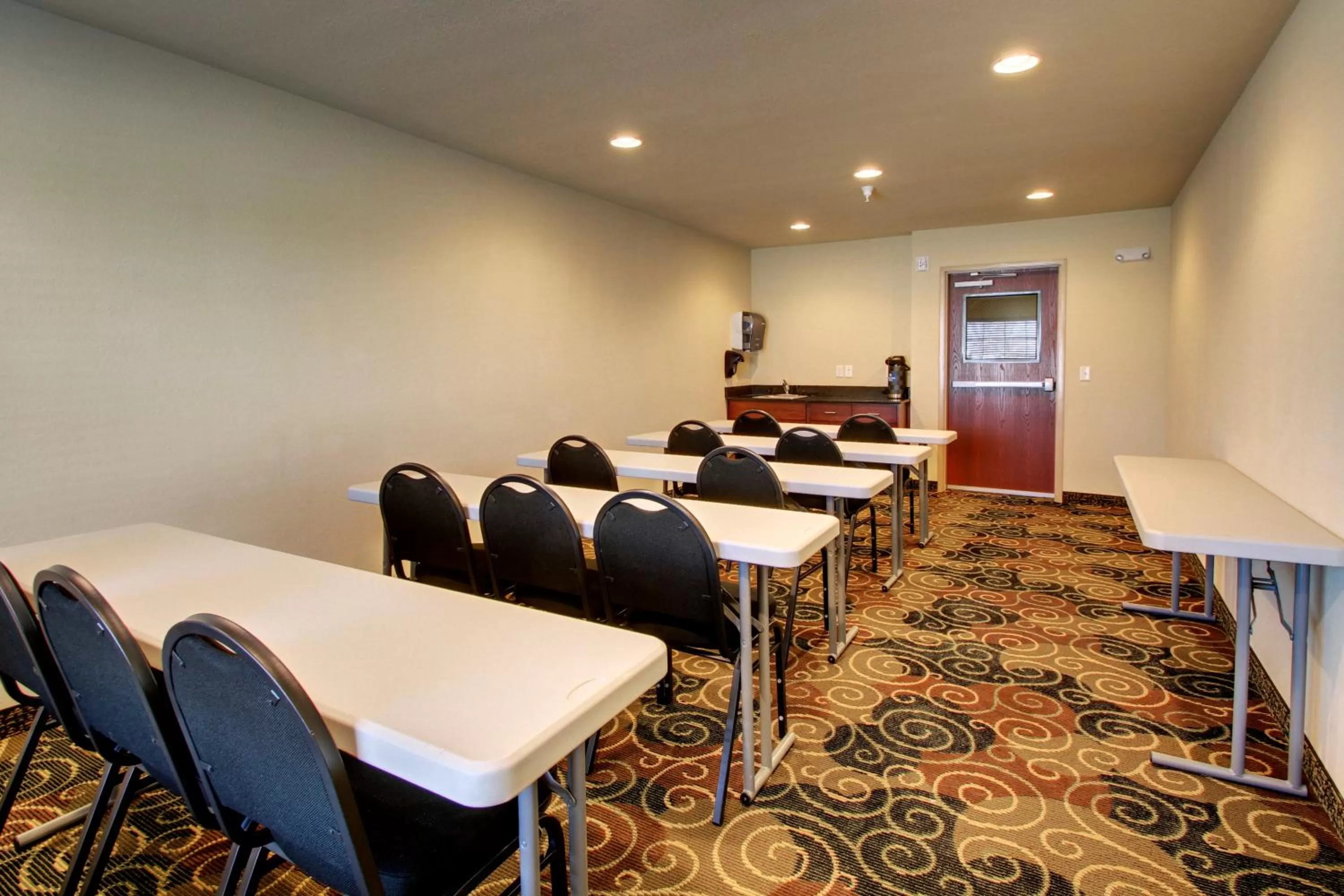 Meeting/conference room in Cobblestone Hotel & Suites - Newton