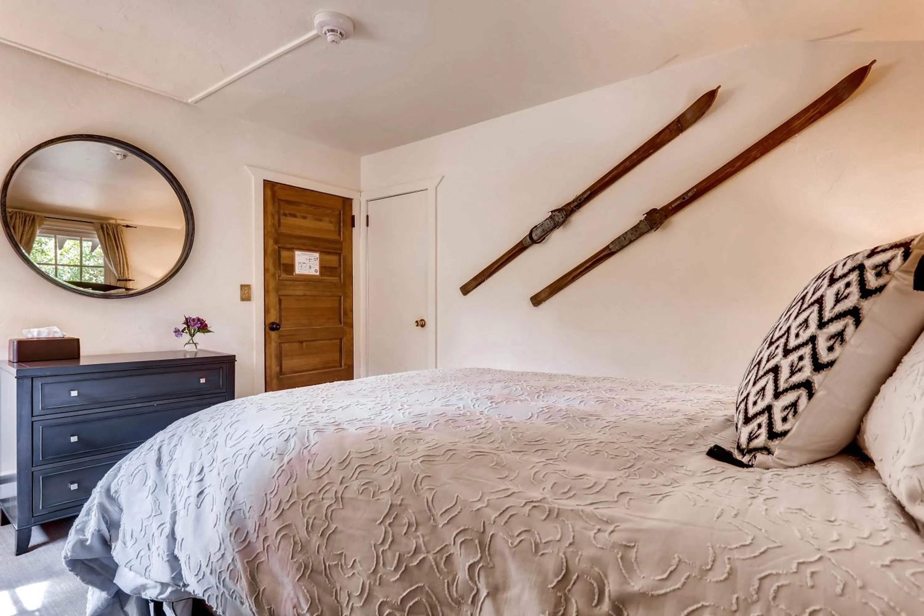 Bedroom, Bed in Ski Tip Lodge, A Vail Resorts Property