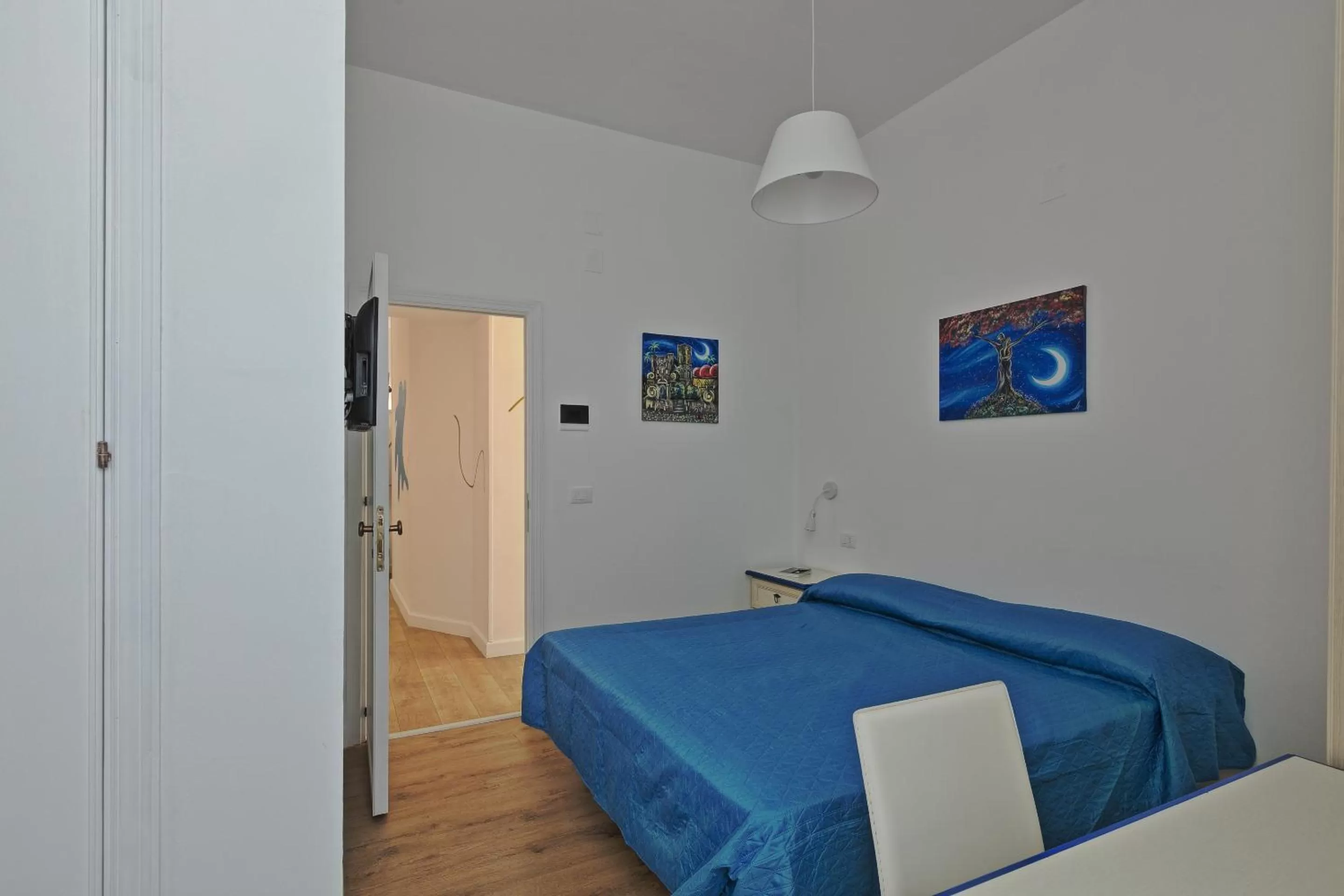 Bedroom, Bed in Afea Art & Rooms