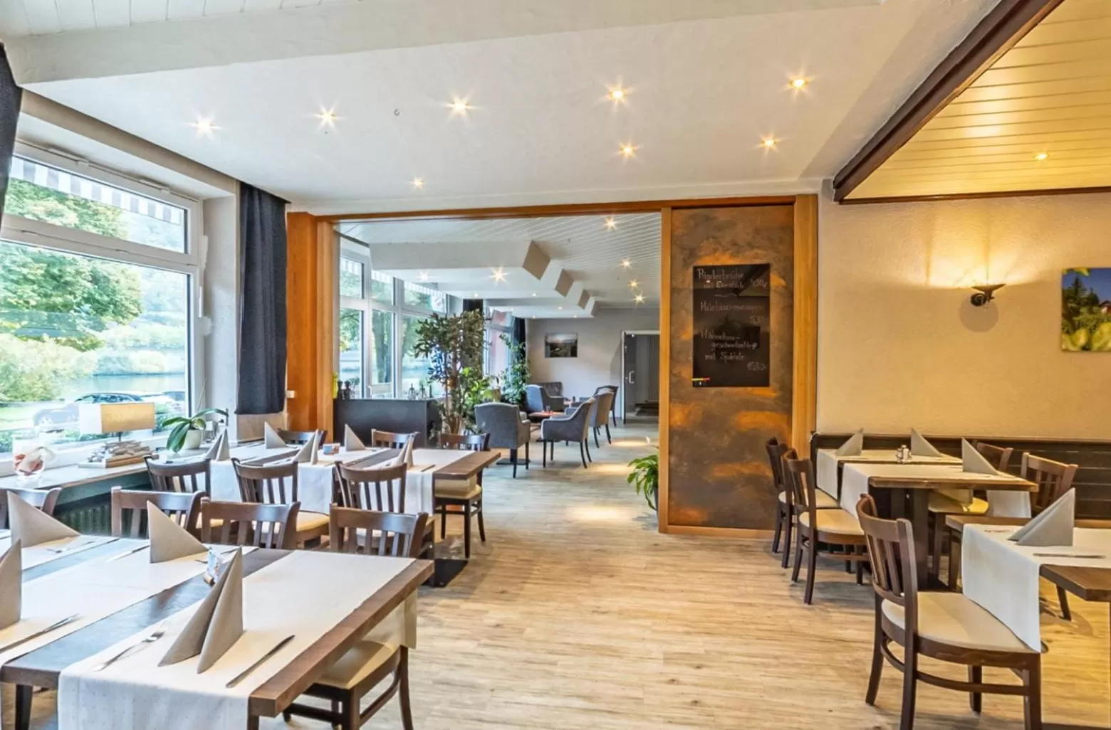 Restaurant/places to eat in Hotel-Gasthof zum Ritter