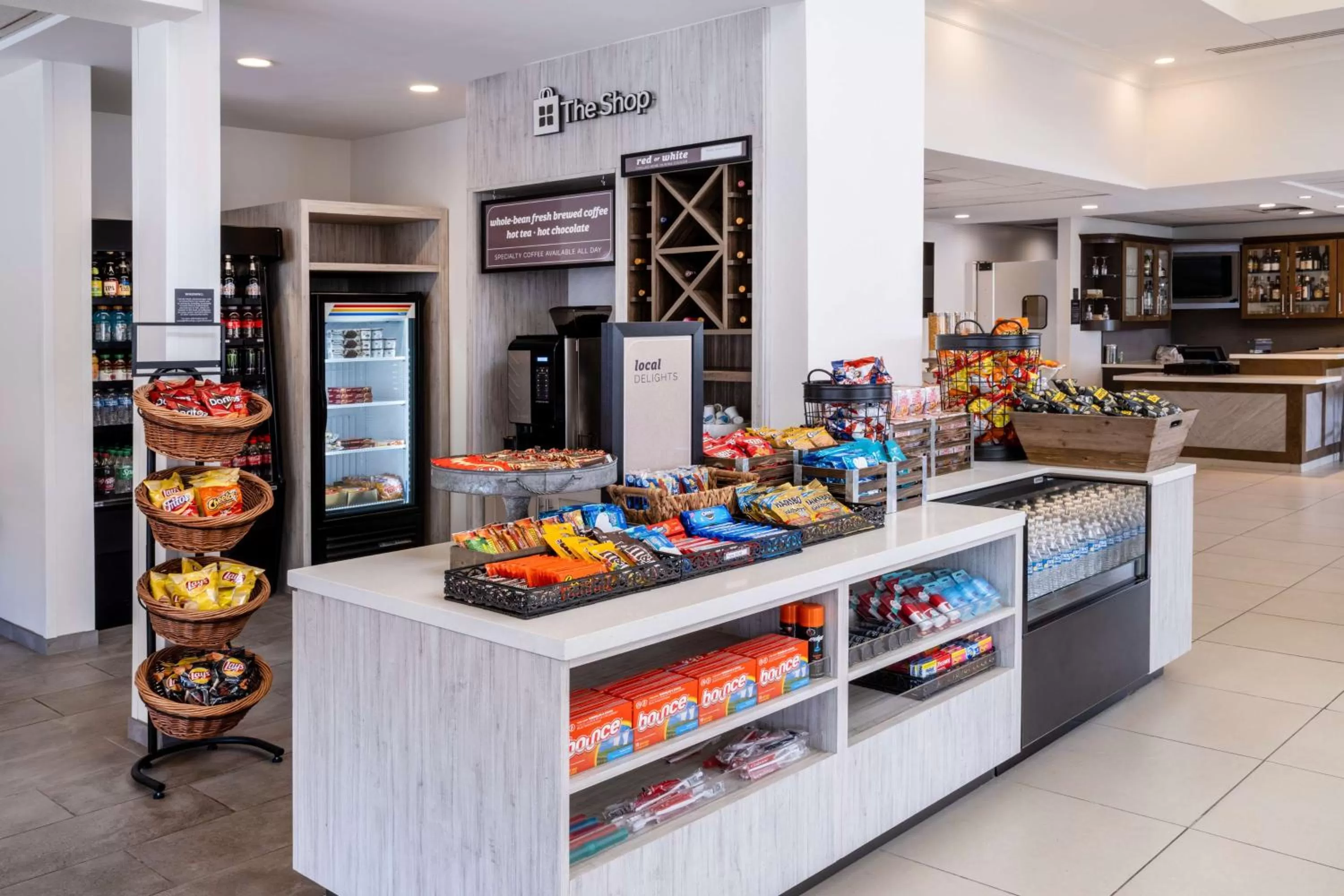 Restaurant/places to eat in Hilton Garden Inn Bakersfield