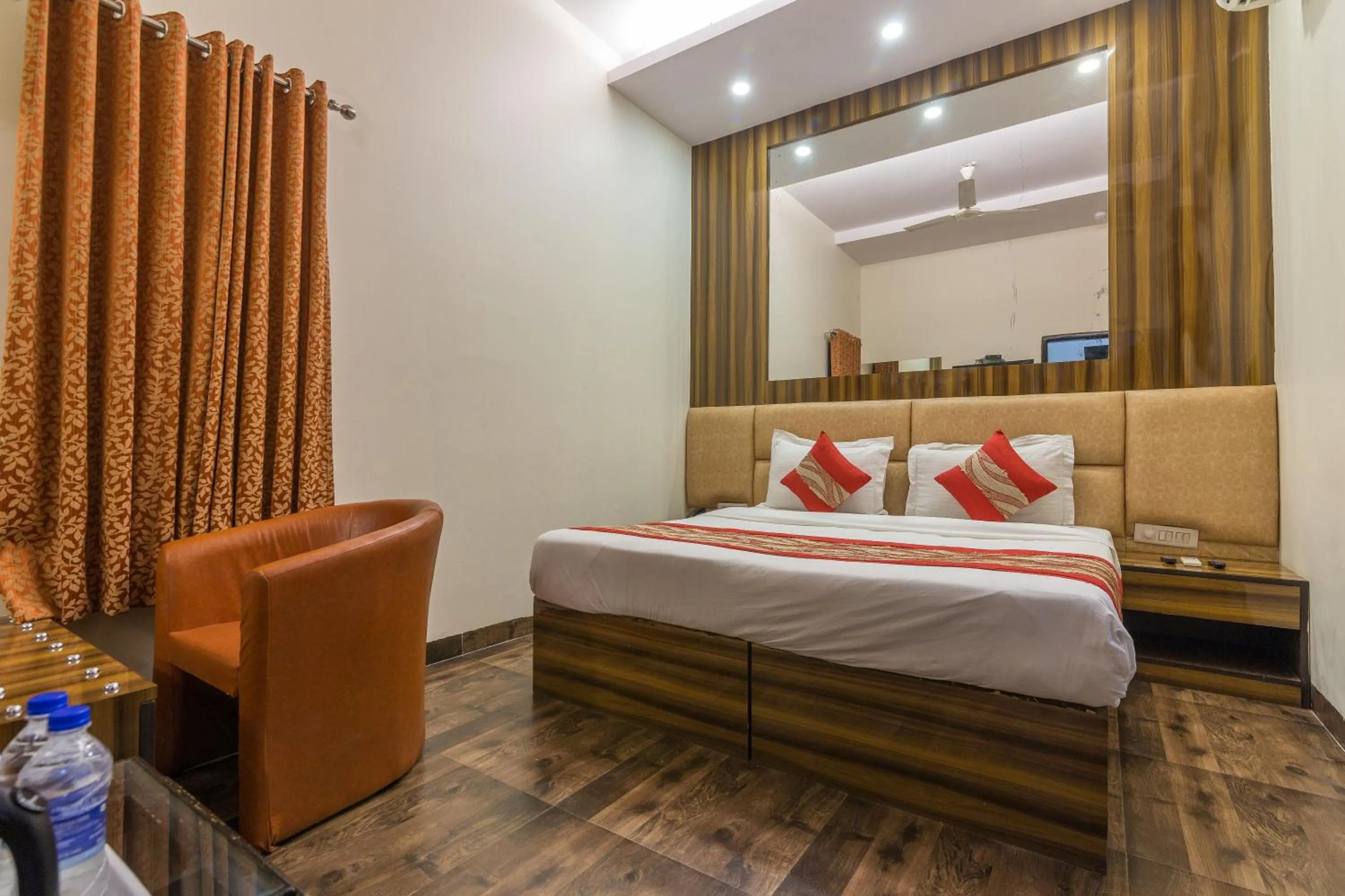 Photo of the whole room in Rupam Hotel