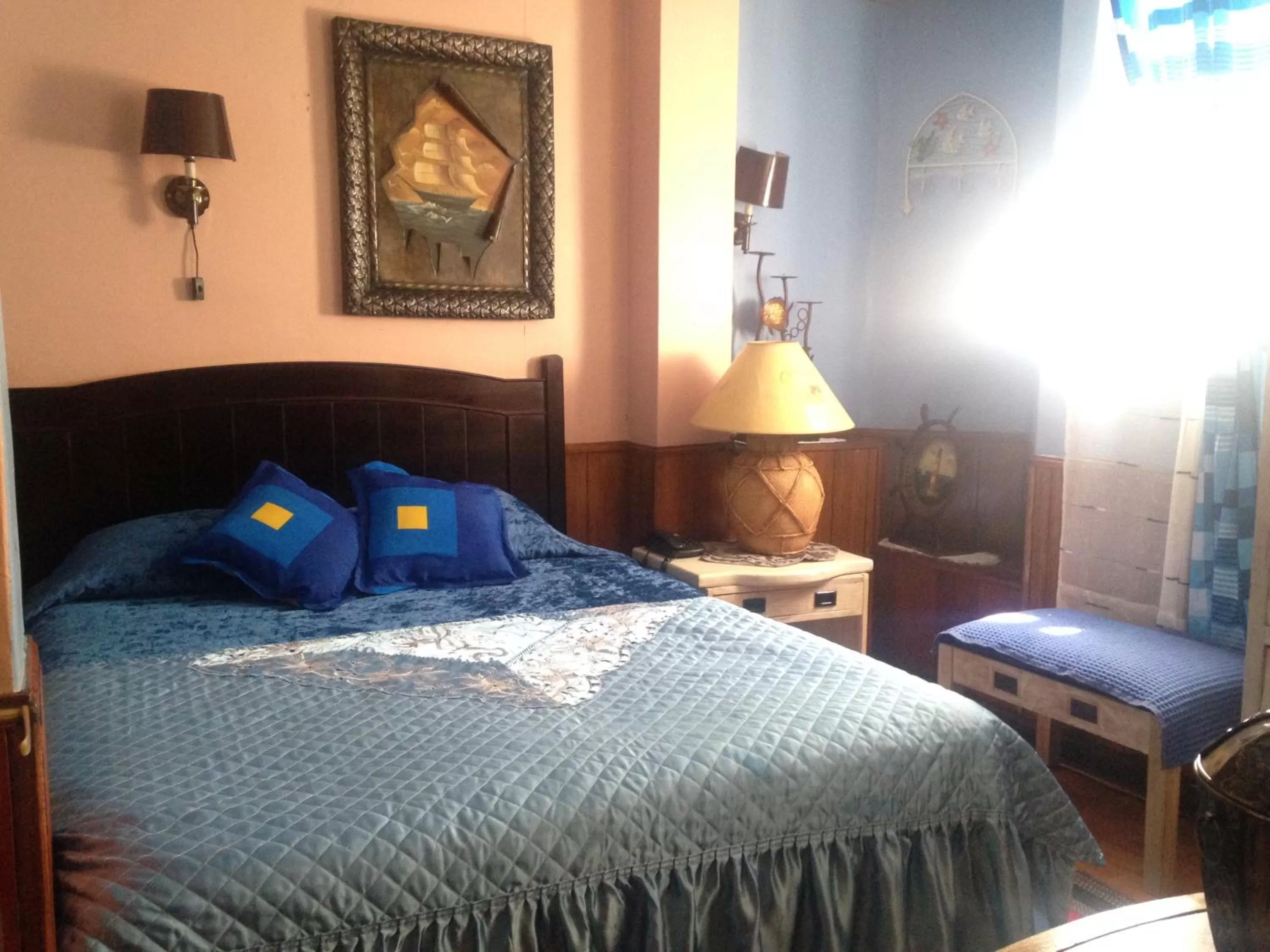 Day, Bed in Hotel La Castellana