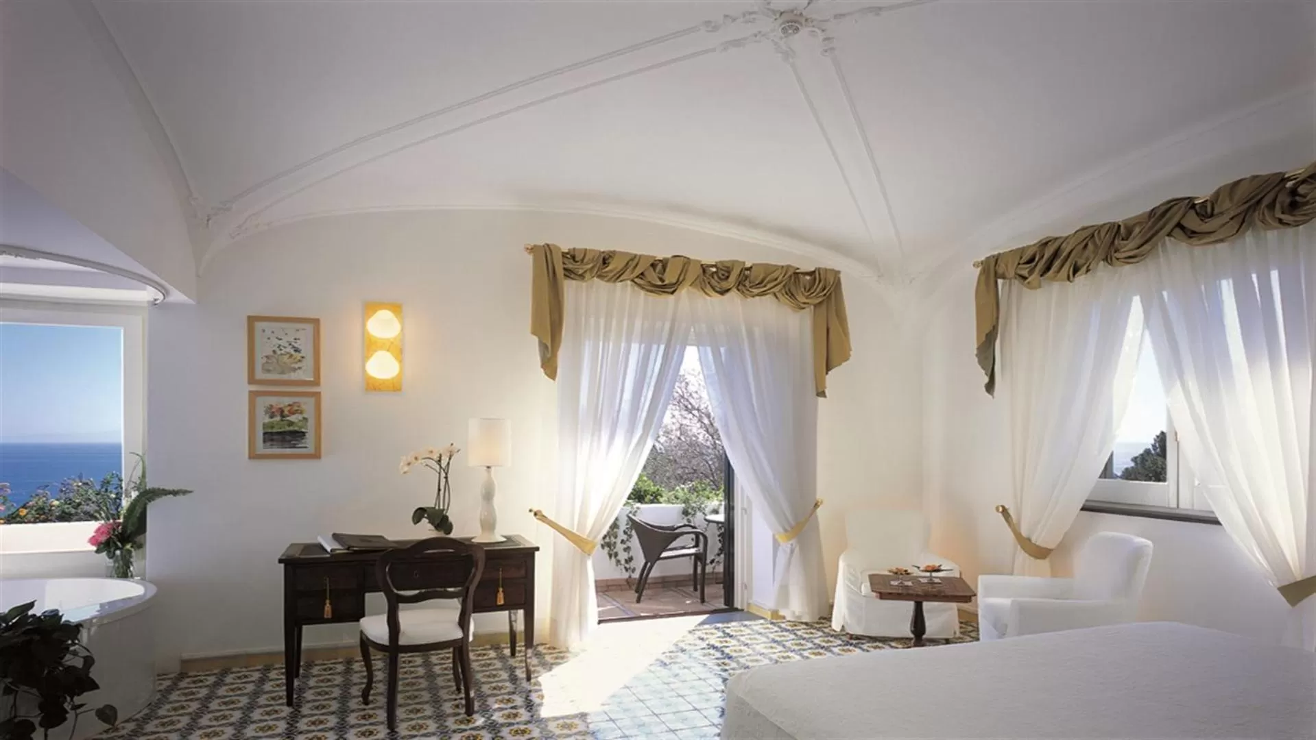 Photo of the whole room, Bed in Hotel Santa Caterina