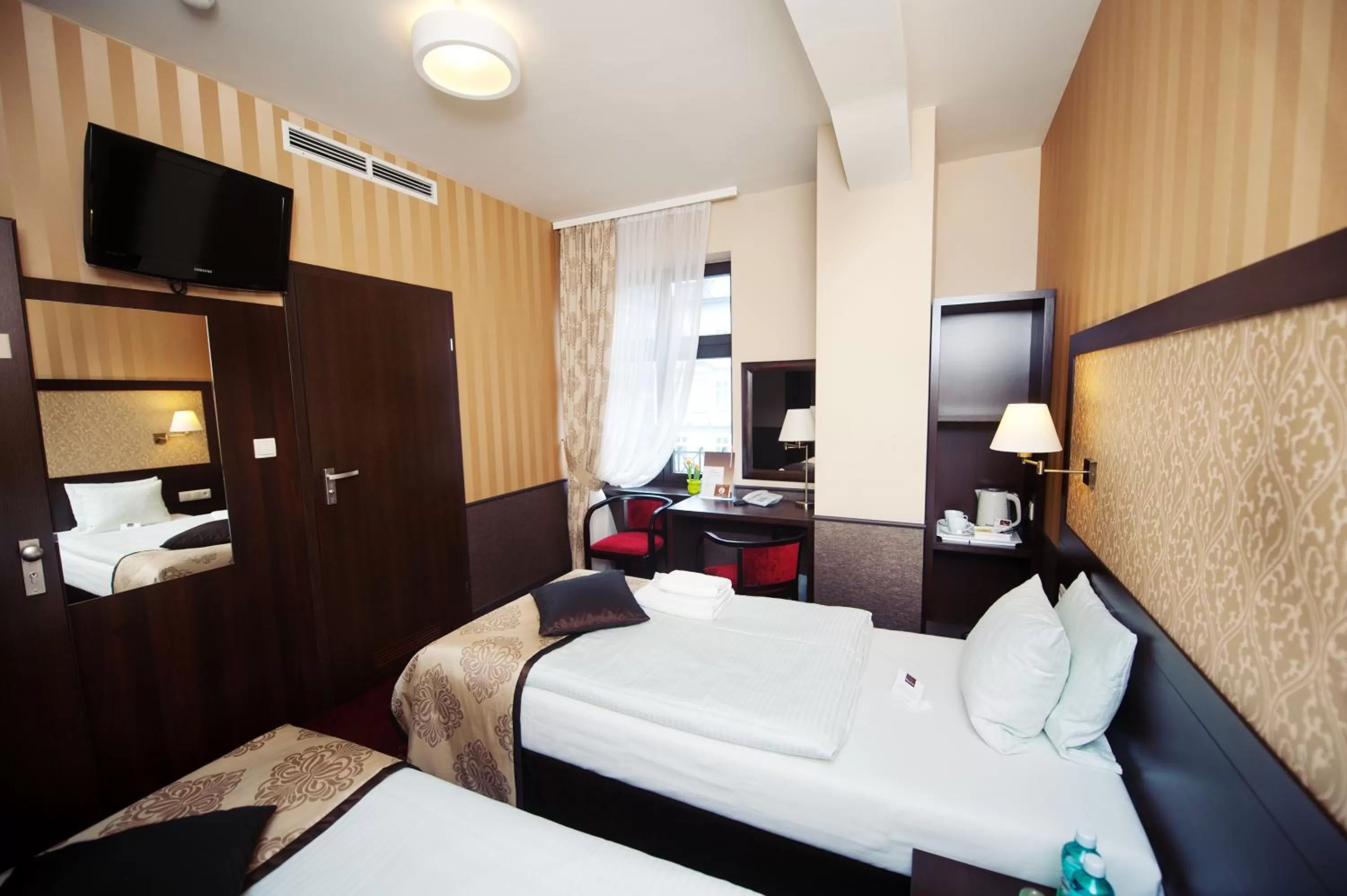 Photo of the whole room, Bed in Hotel Wielopole