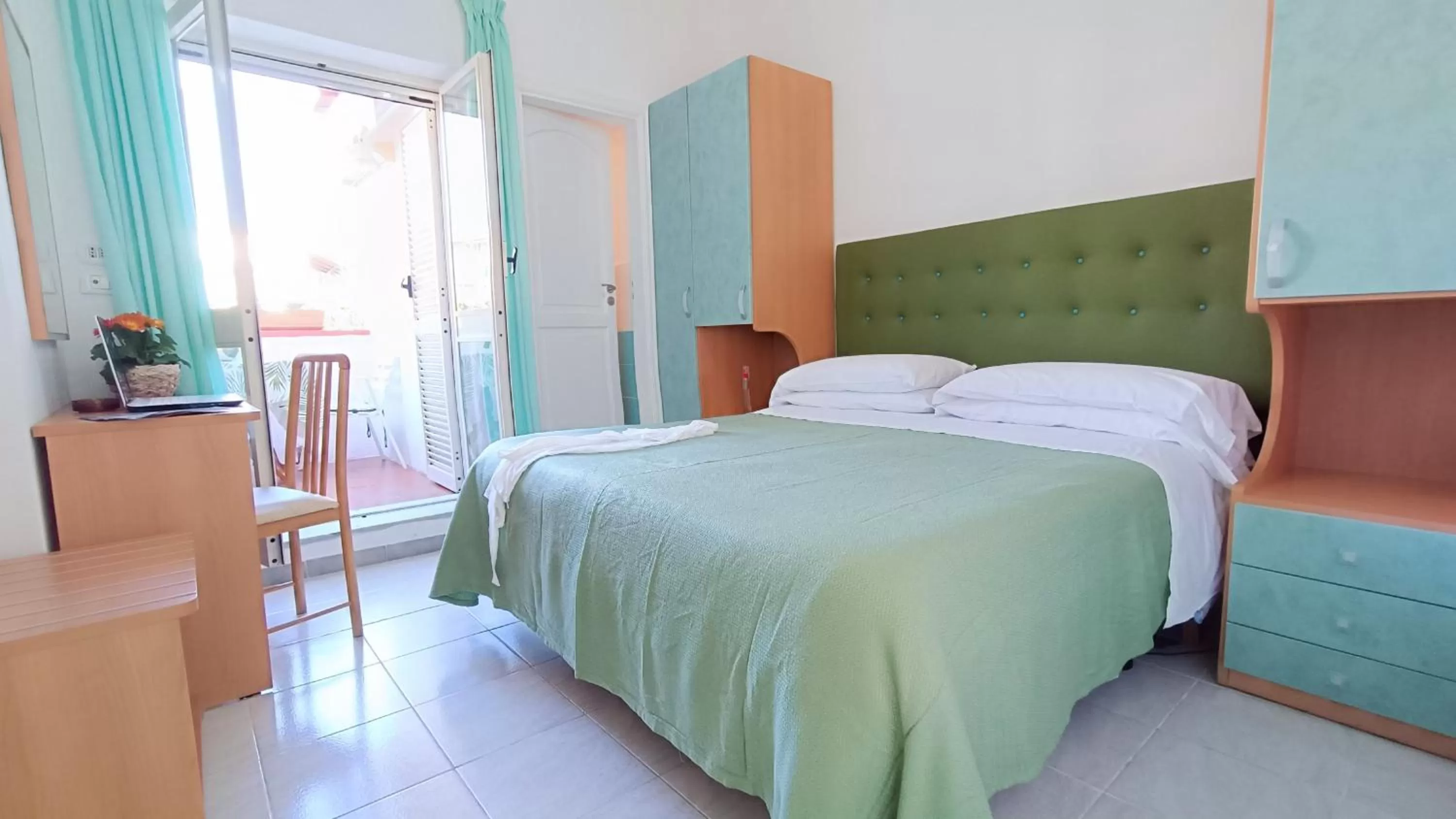 Bedroom, Bed in Hotel Casa Nicola