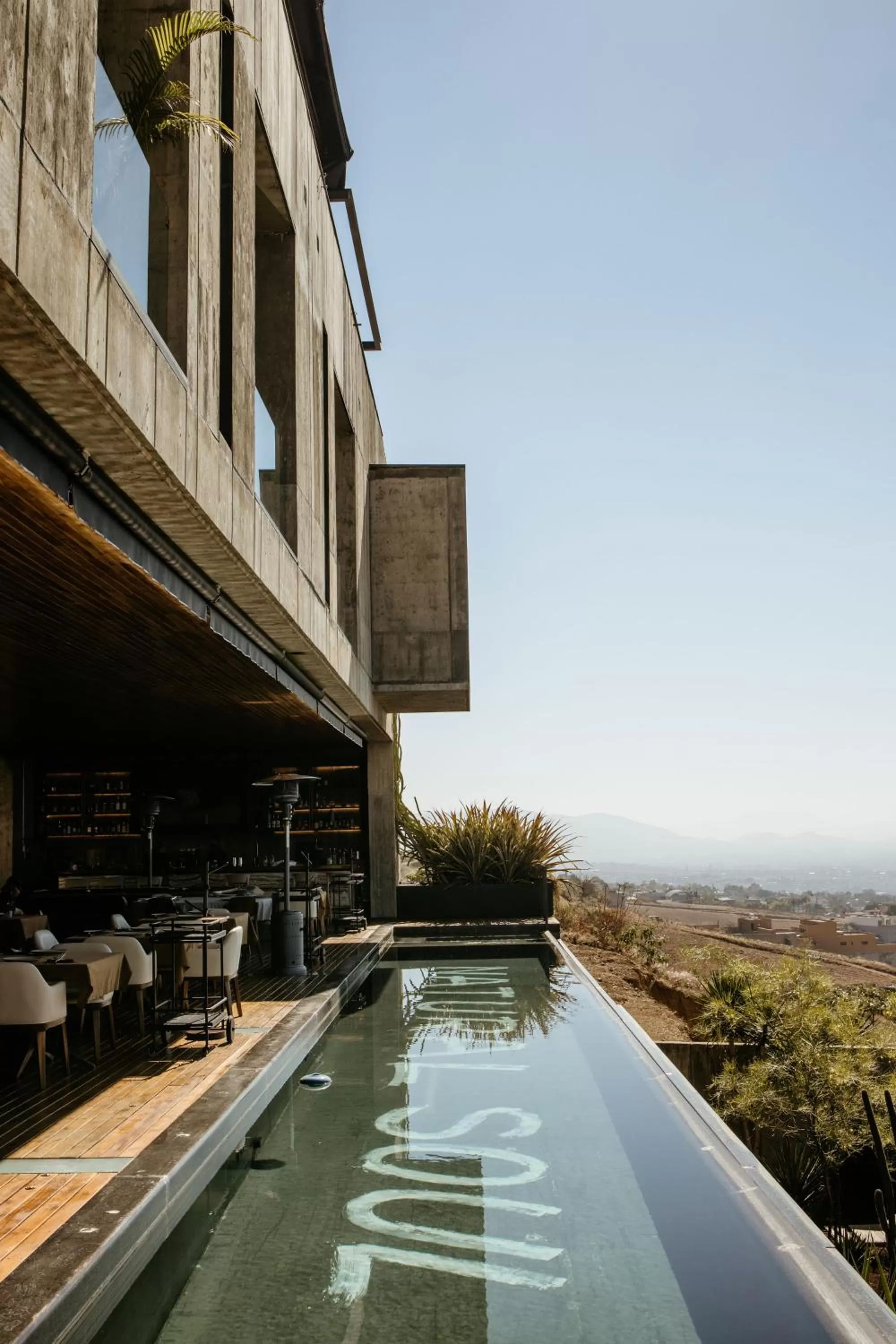 Swimming pool in Flavia Hotel