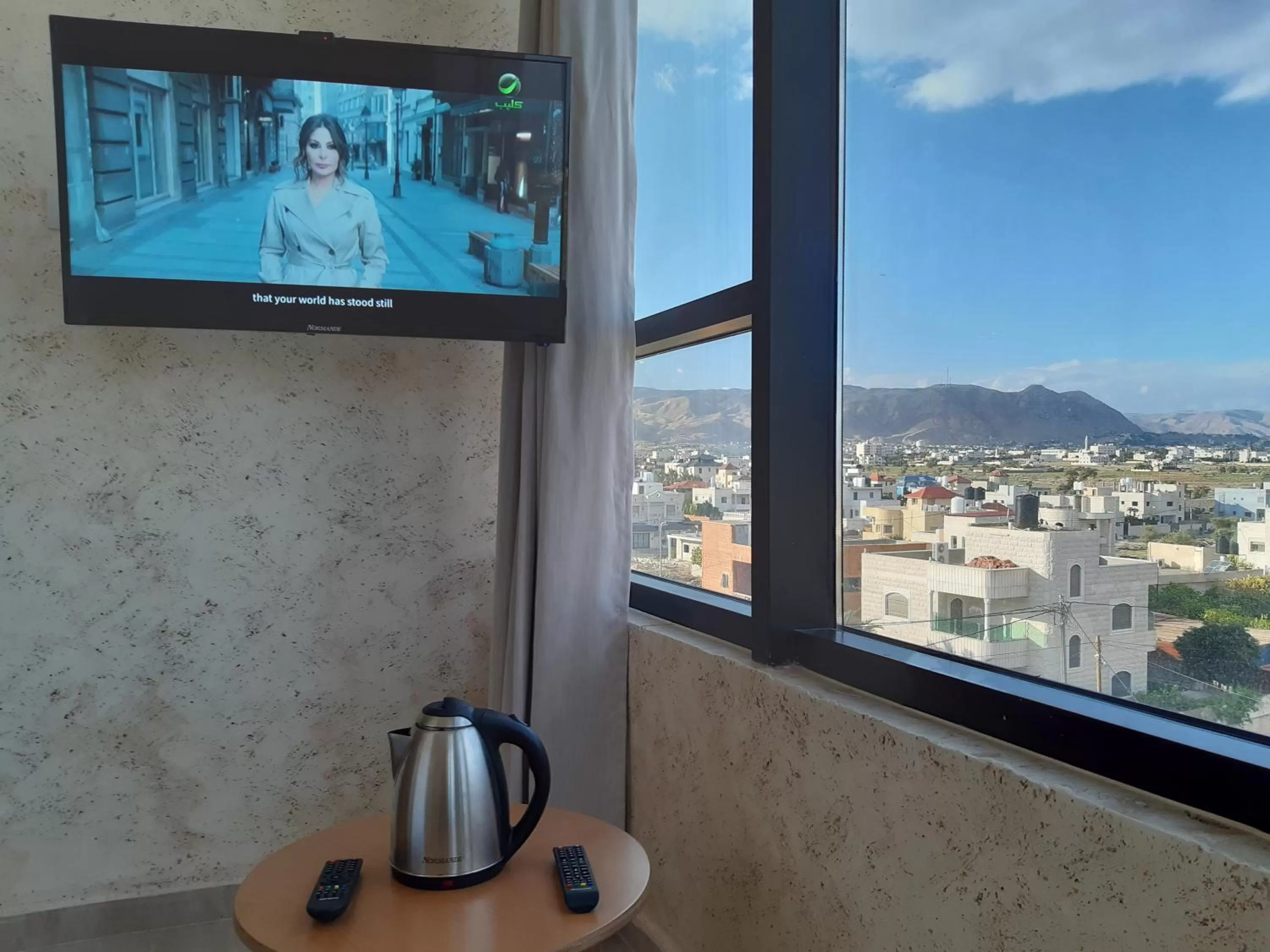 TV/Entertainment Center in Dolphin Suites